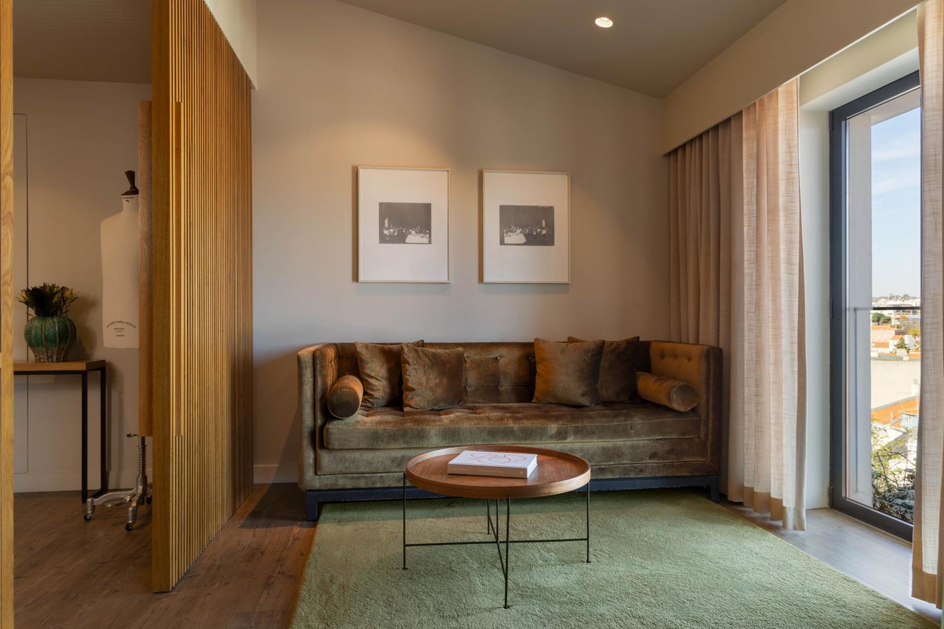 Premium Double Room With City View photo 2