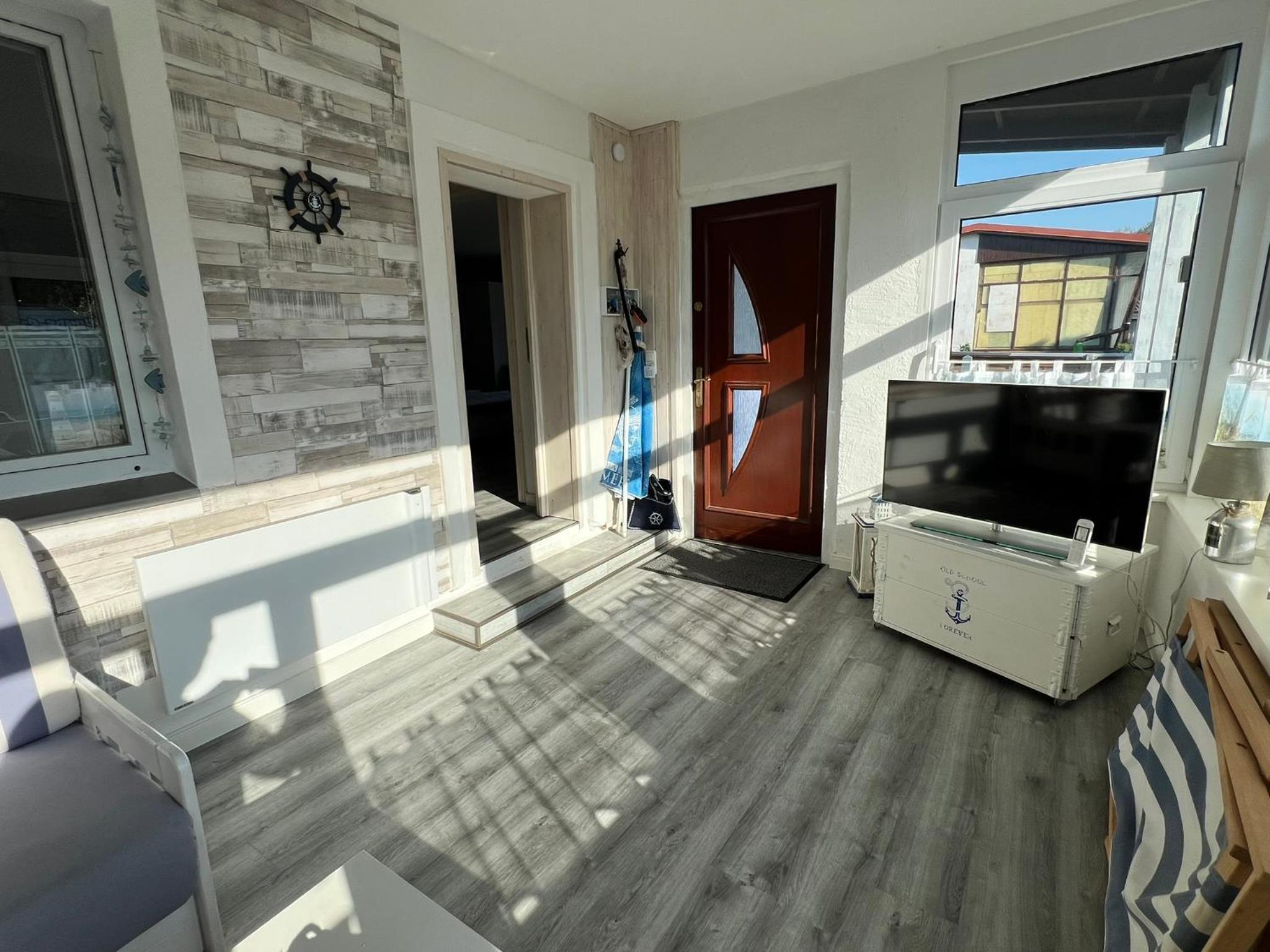 Two-Bedroom House photo 3