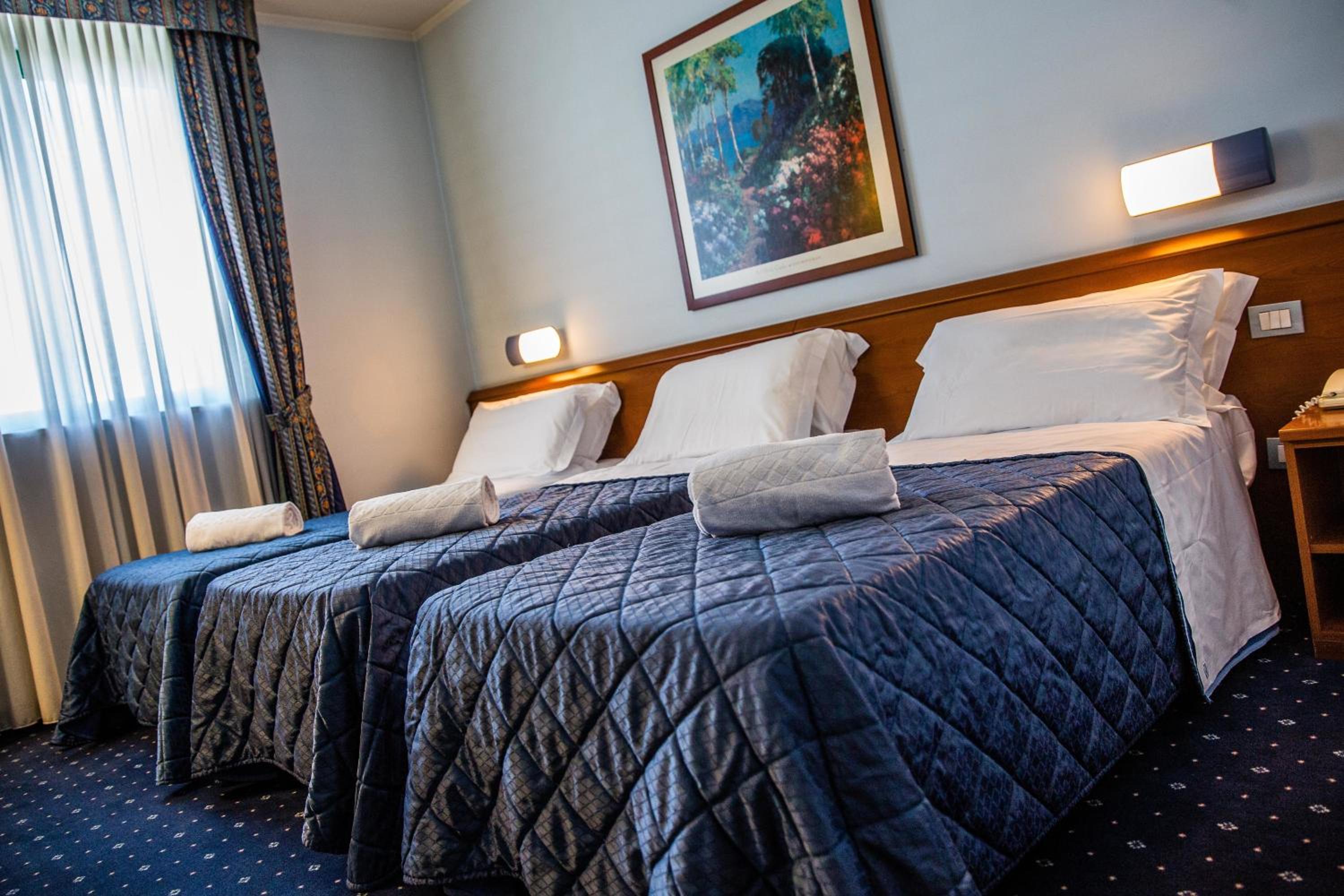 Triple Room - Photo 8