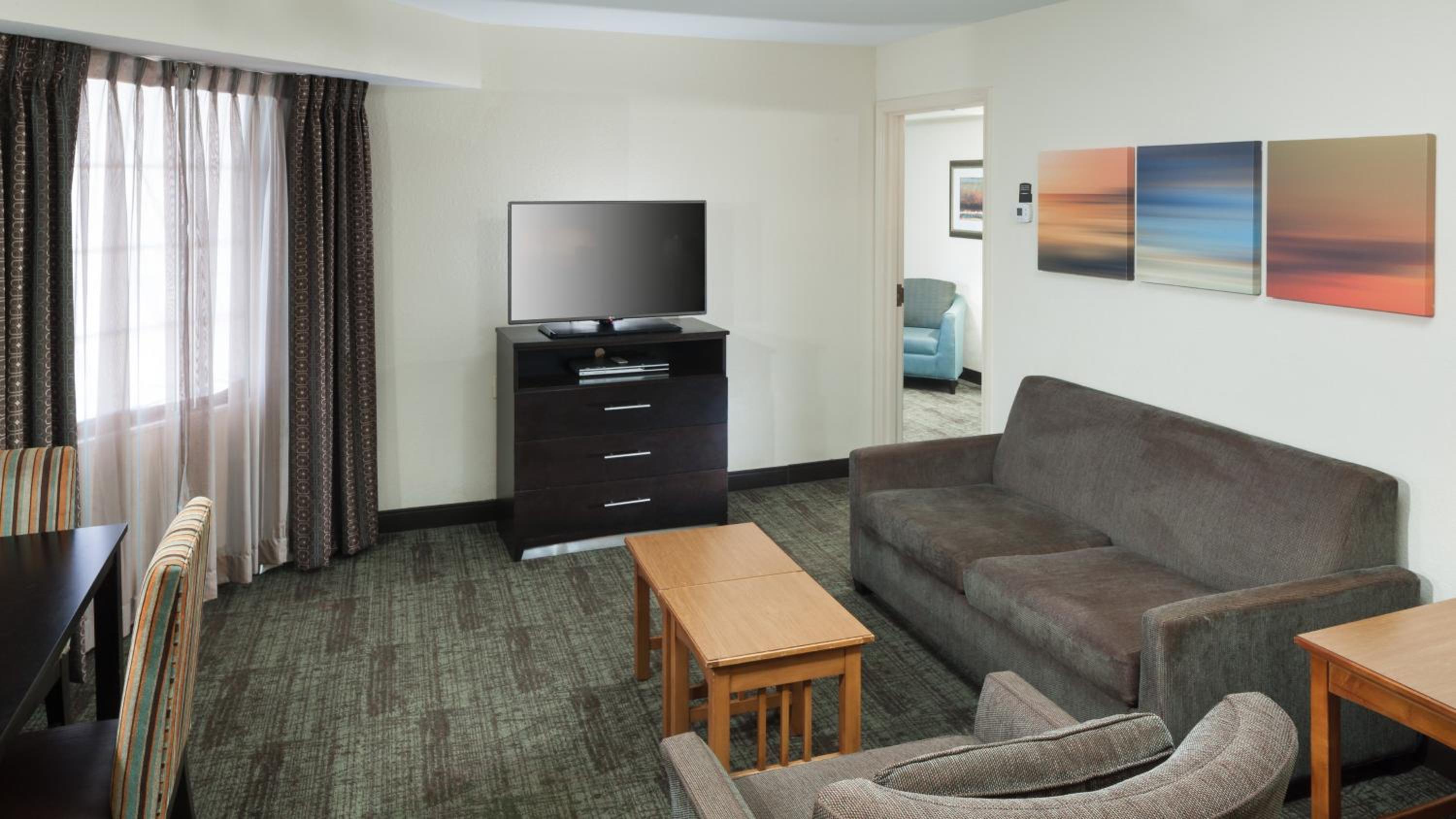 Two-Bedroom Suite - Non-Smoking - Photo 6