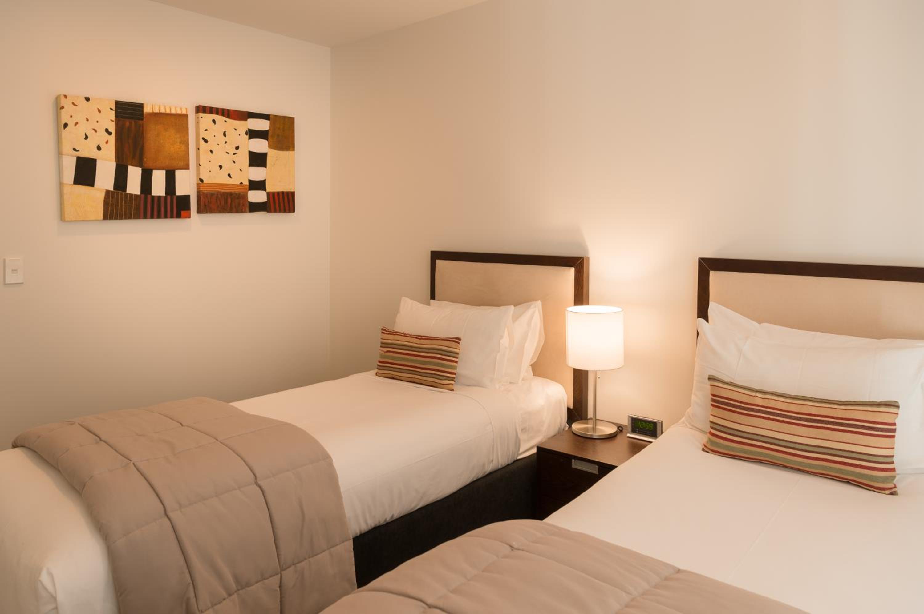 Two-Bedroom Suite - Photo 6