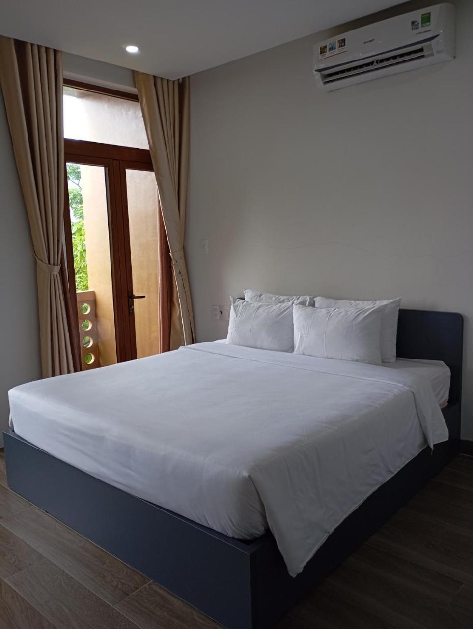 Deluxe Single Room With Balcony