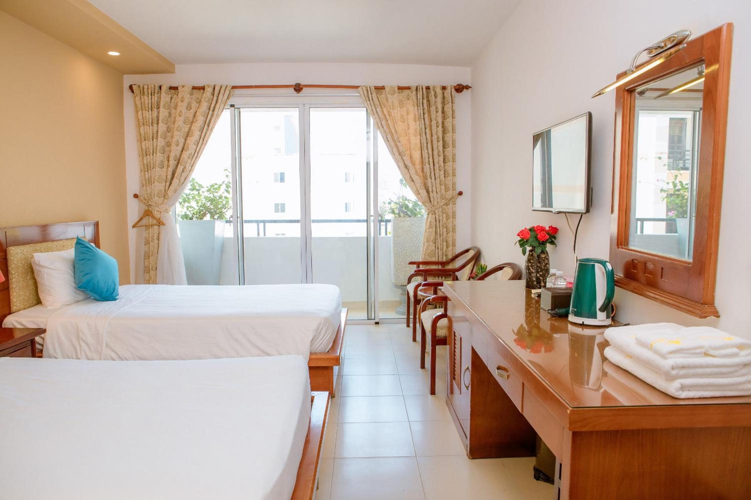 Triple Room