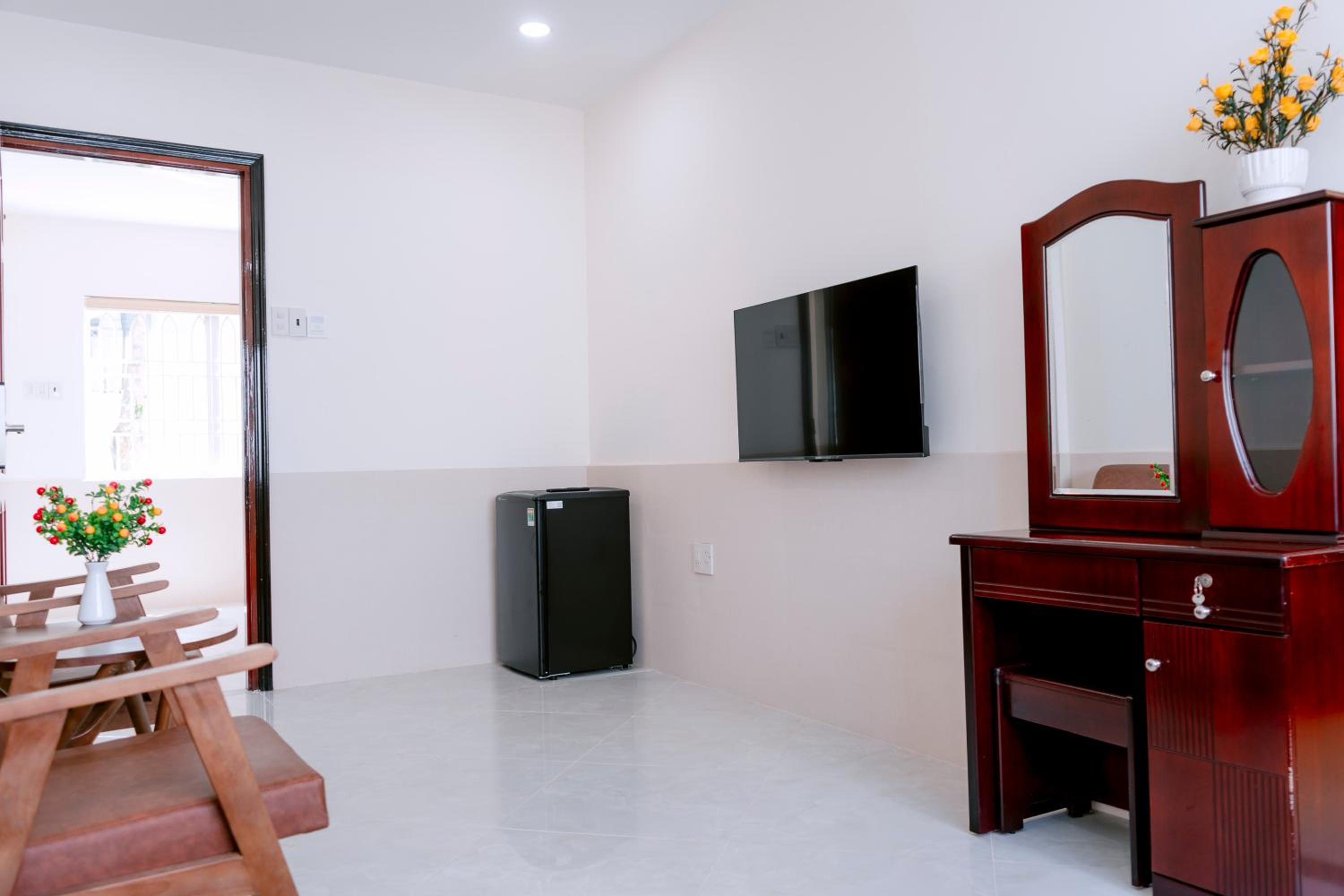 Three-Bedroom Villa photo 1