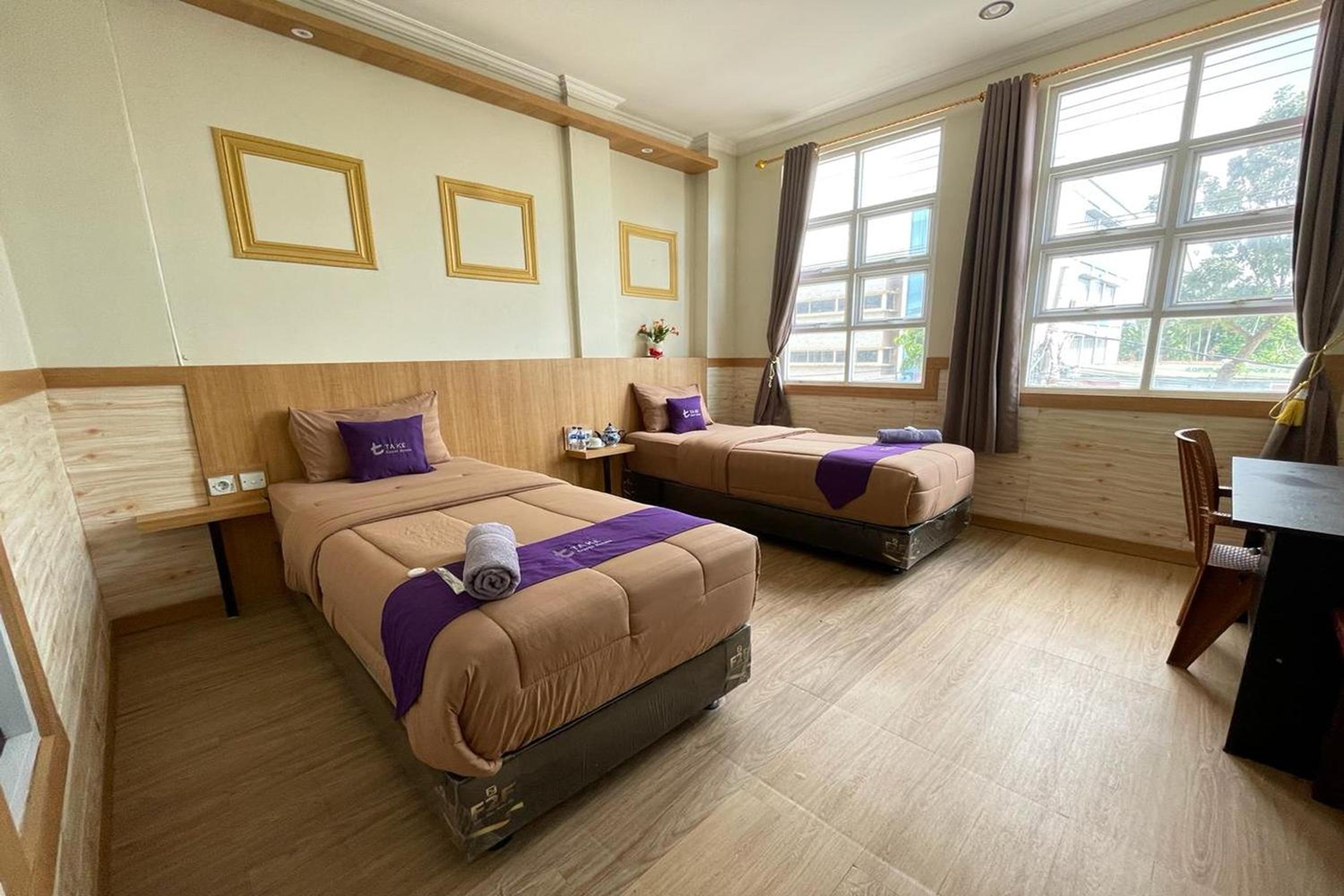 Deluxe Twin Room - Photo 1