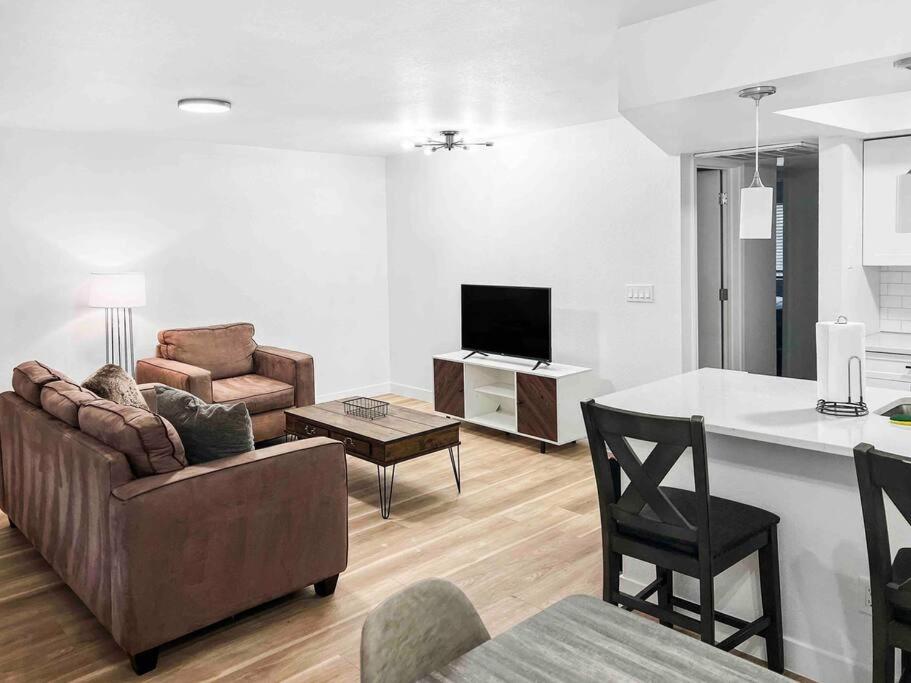 Two-Bedroom Deluxe Apartment With Balcony photo 1