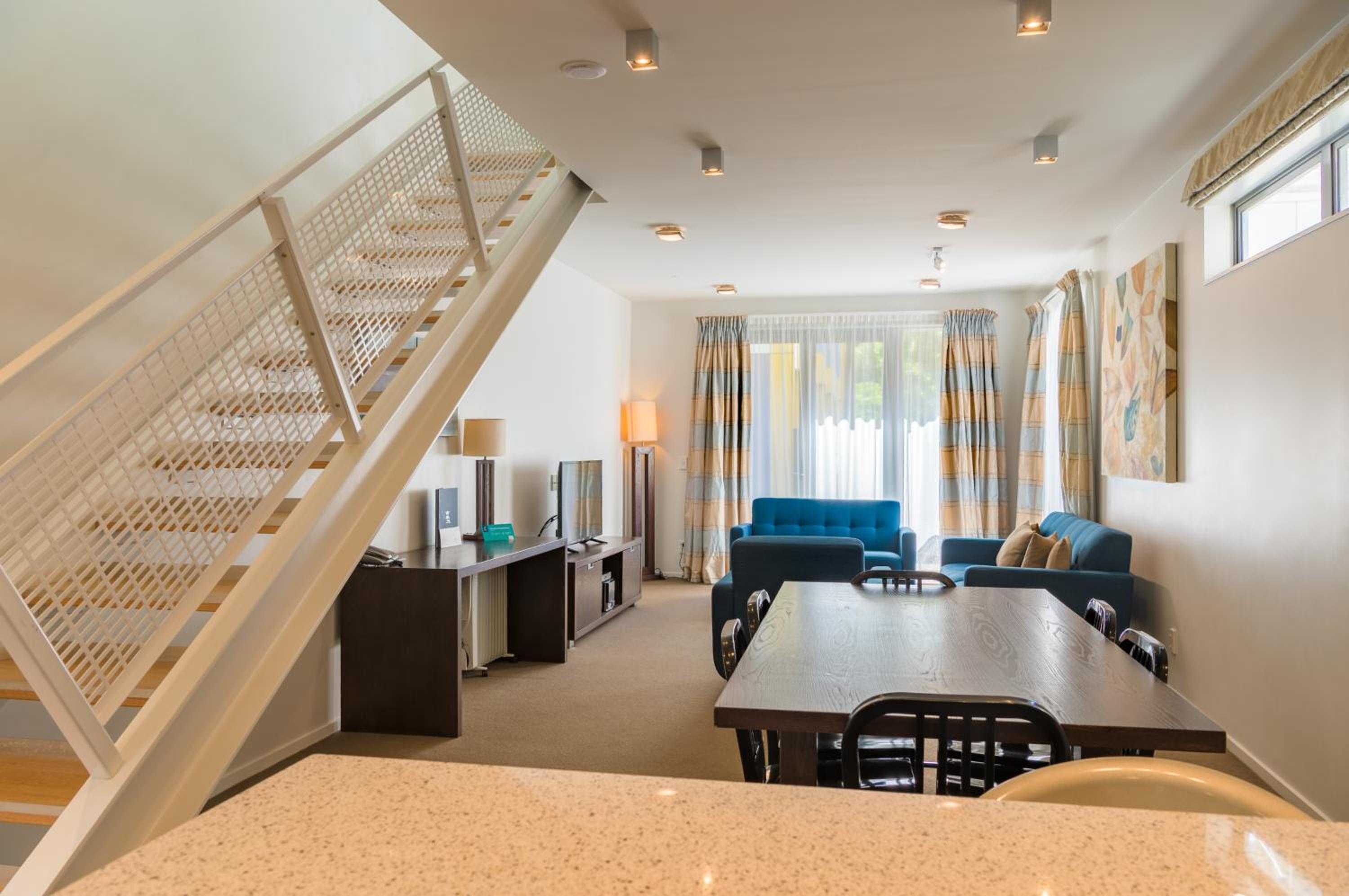 Two-Bedroom Townhouse - Photo 9