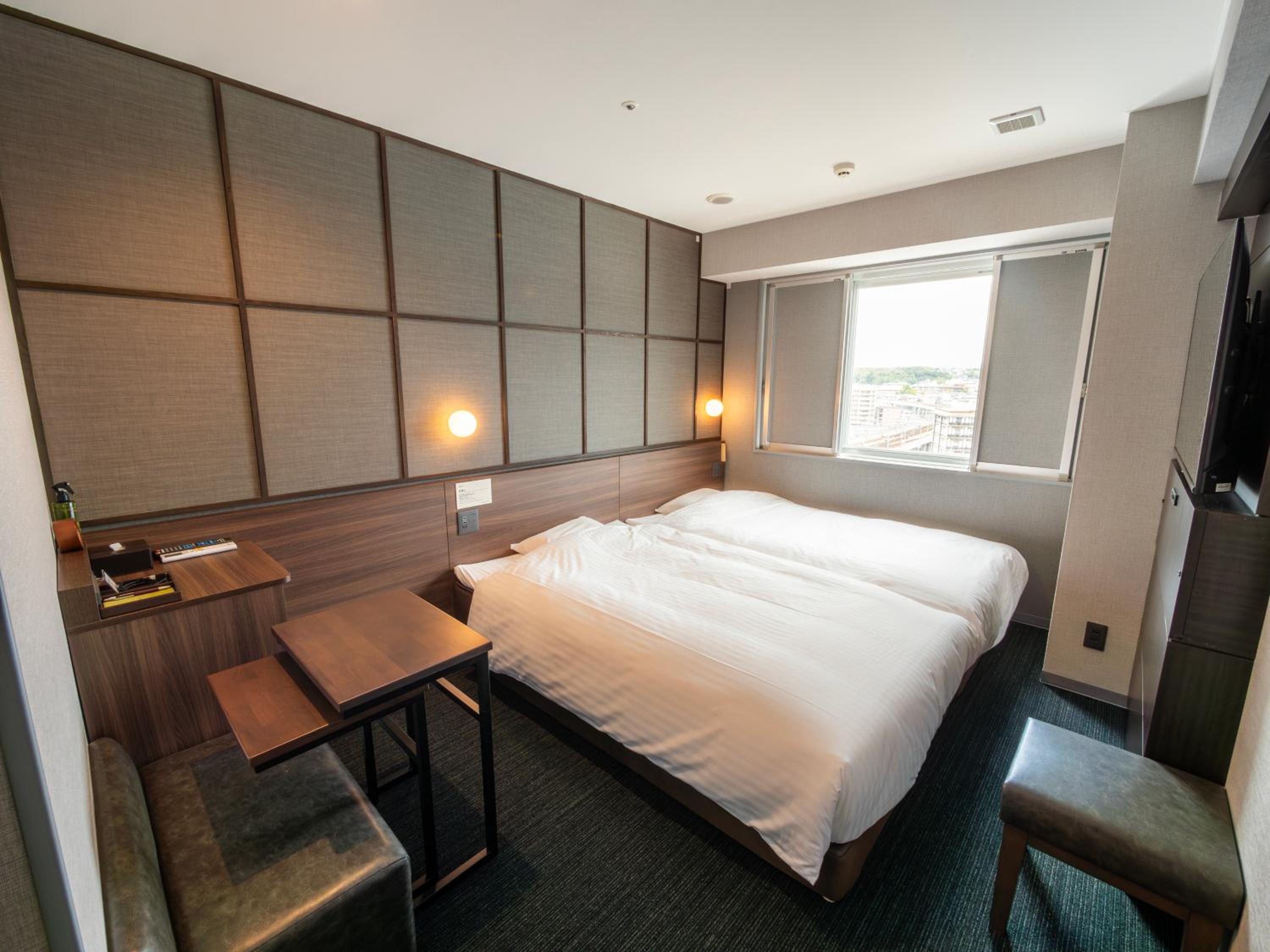 Twin Room - Non-Smoking - Photo 1