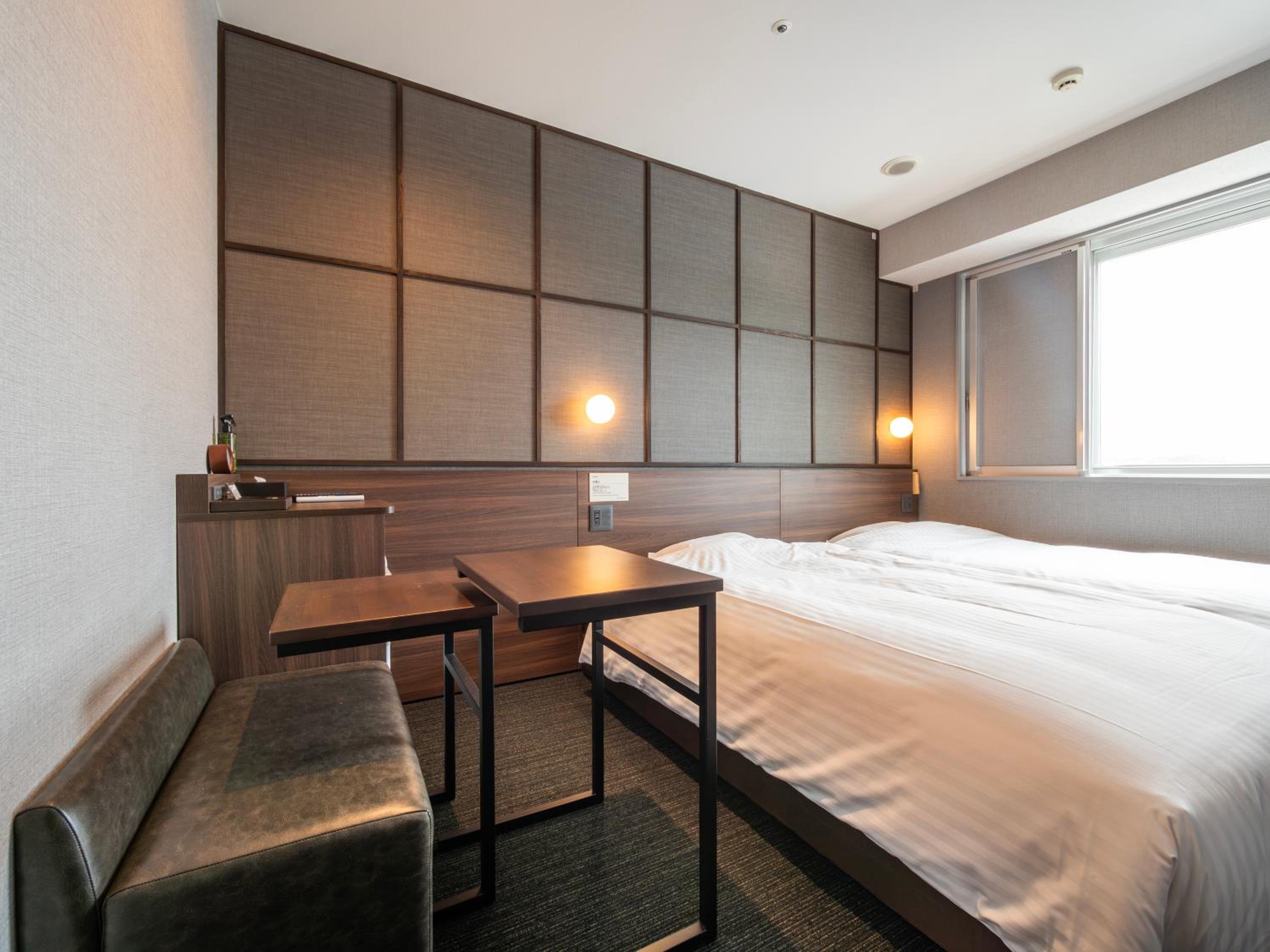 Twin Room - Non-Smoking - Photo 2