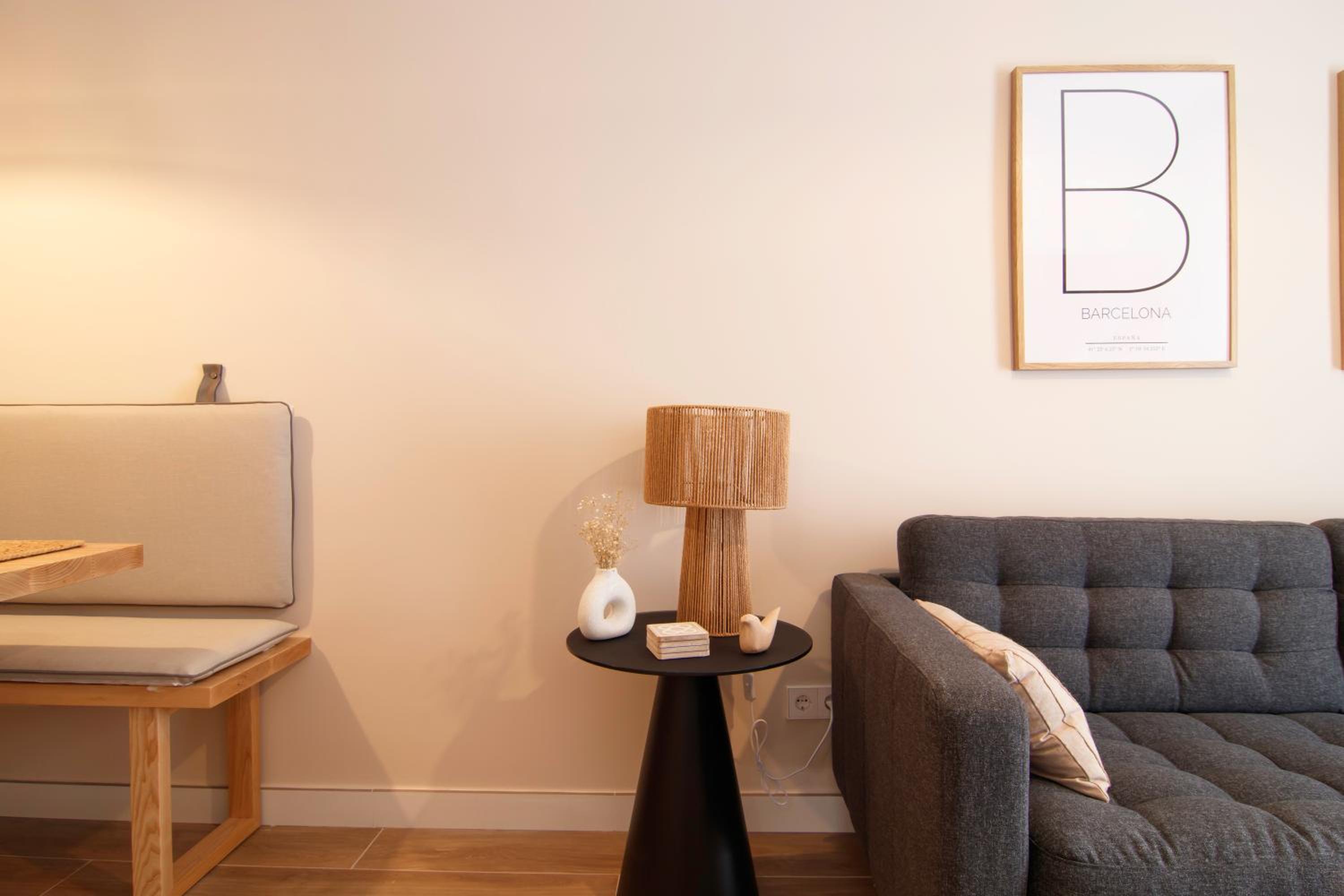 Two-Bedroom Apartment with Balcony photo 3