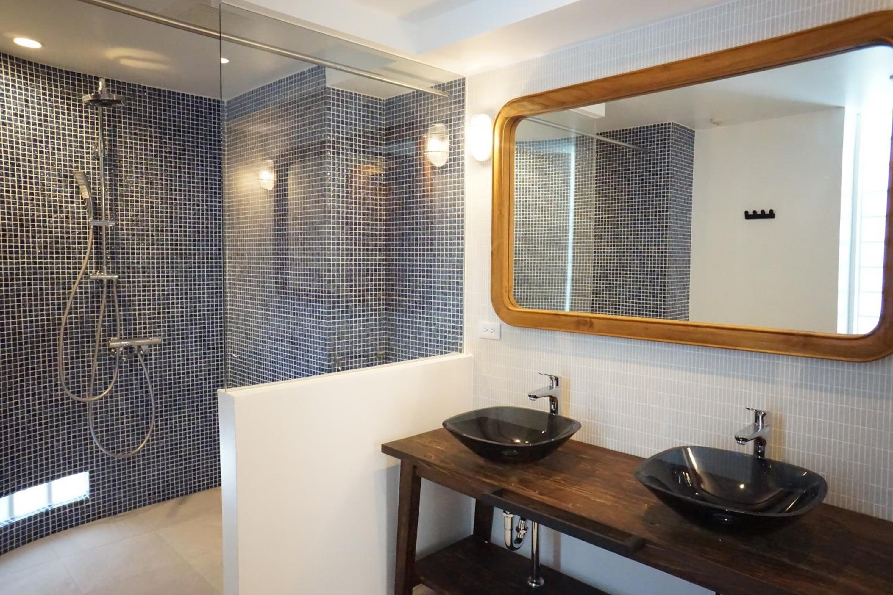 King Suite - Photo 20