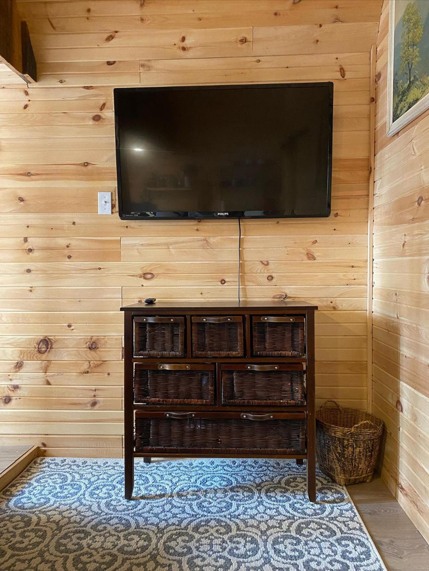 One-Bedroom House photo 1