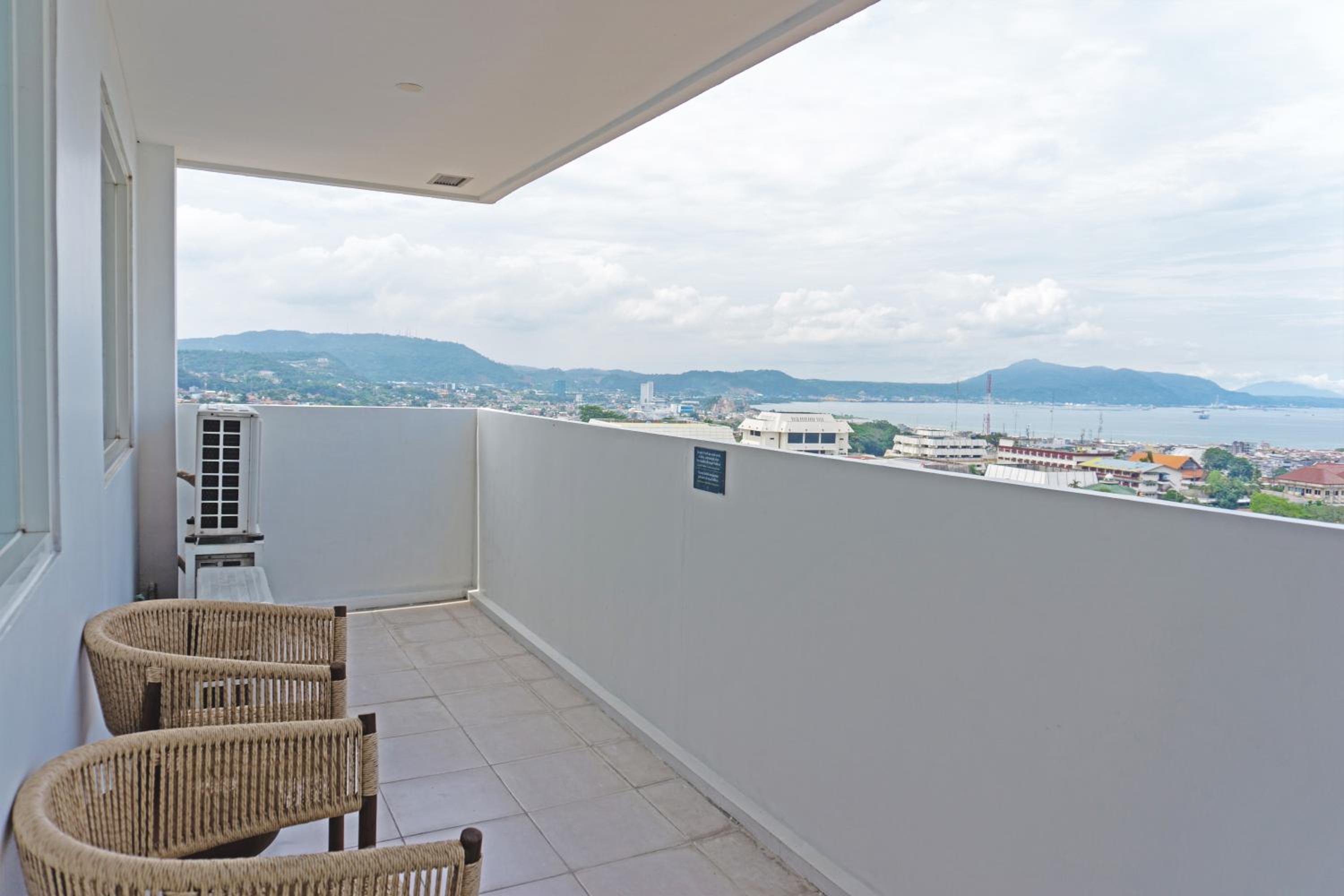 2 Bedroom Springhill Suite - 2 Queen Beds - Balcony - Sea View - Photo 4