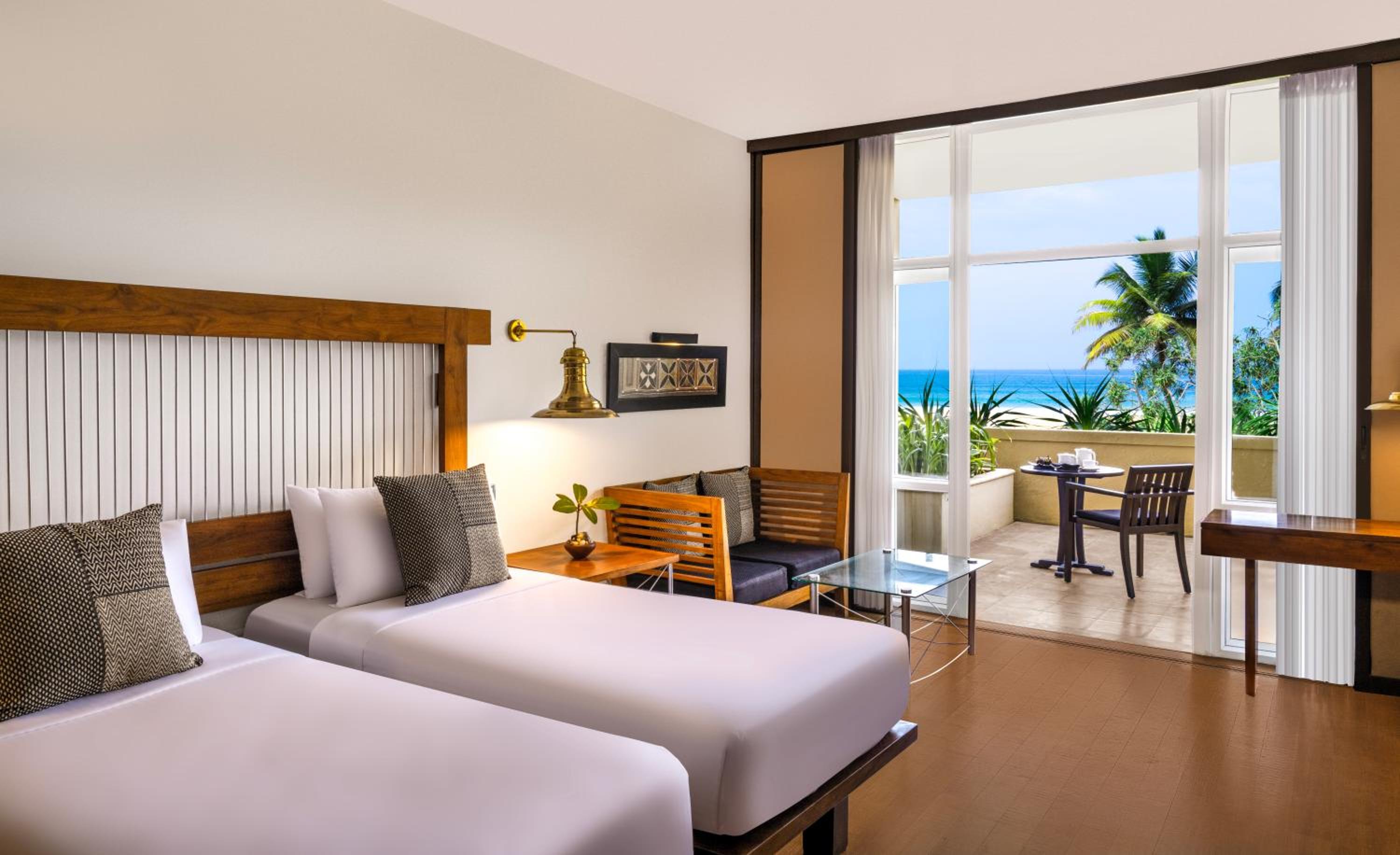 Deluxe Twin Room - Personal Butler service | Guaranteed Early Check-in (Mon–Thu stays) | Free Laundry (2 items per stay) | Valid for stays until 31 October 2026