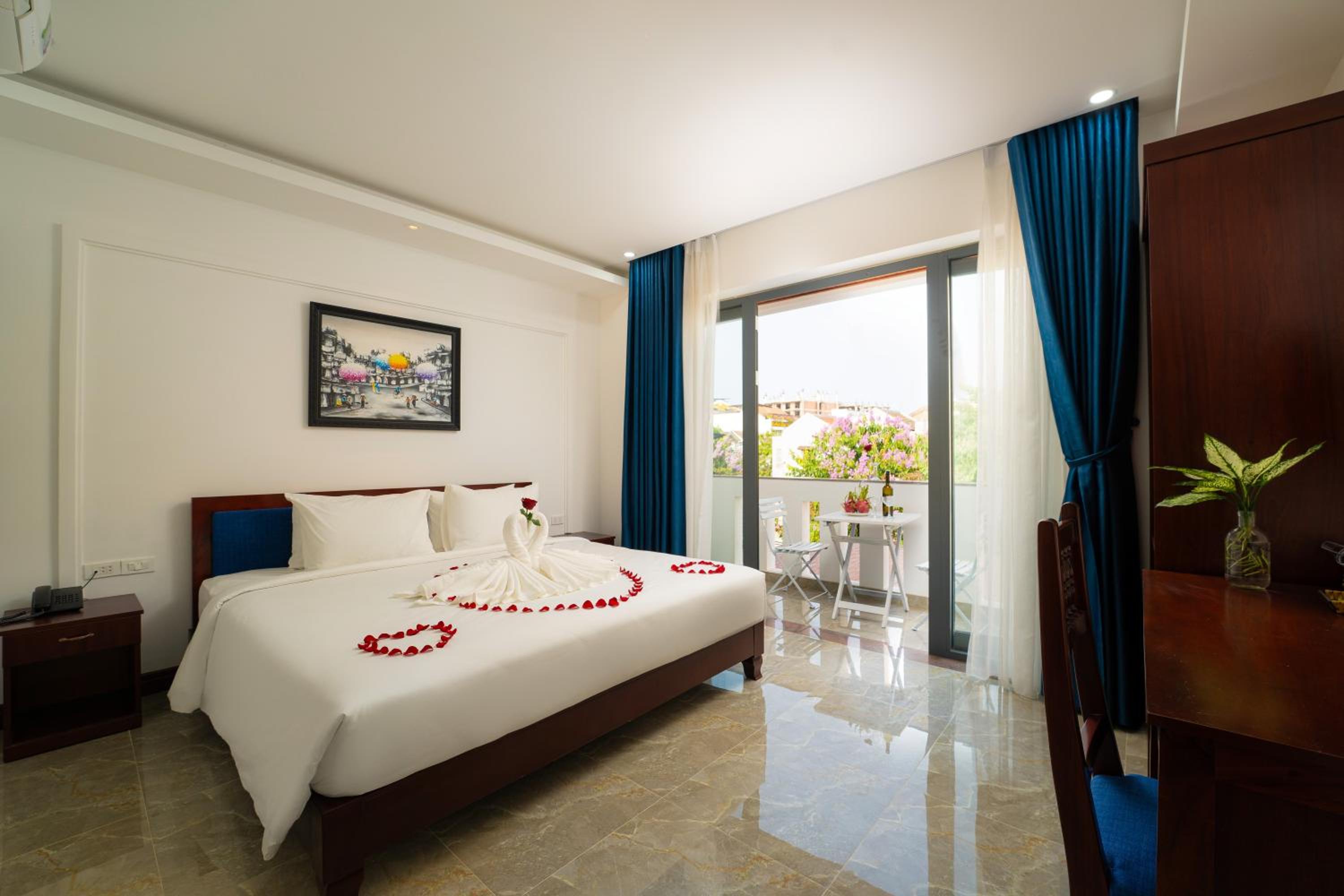 Deluxe Double Room With Balcony