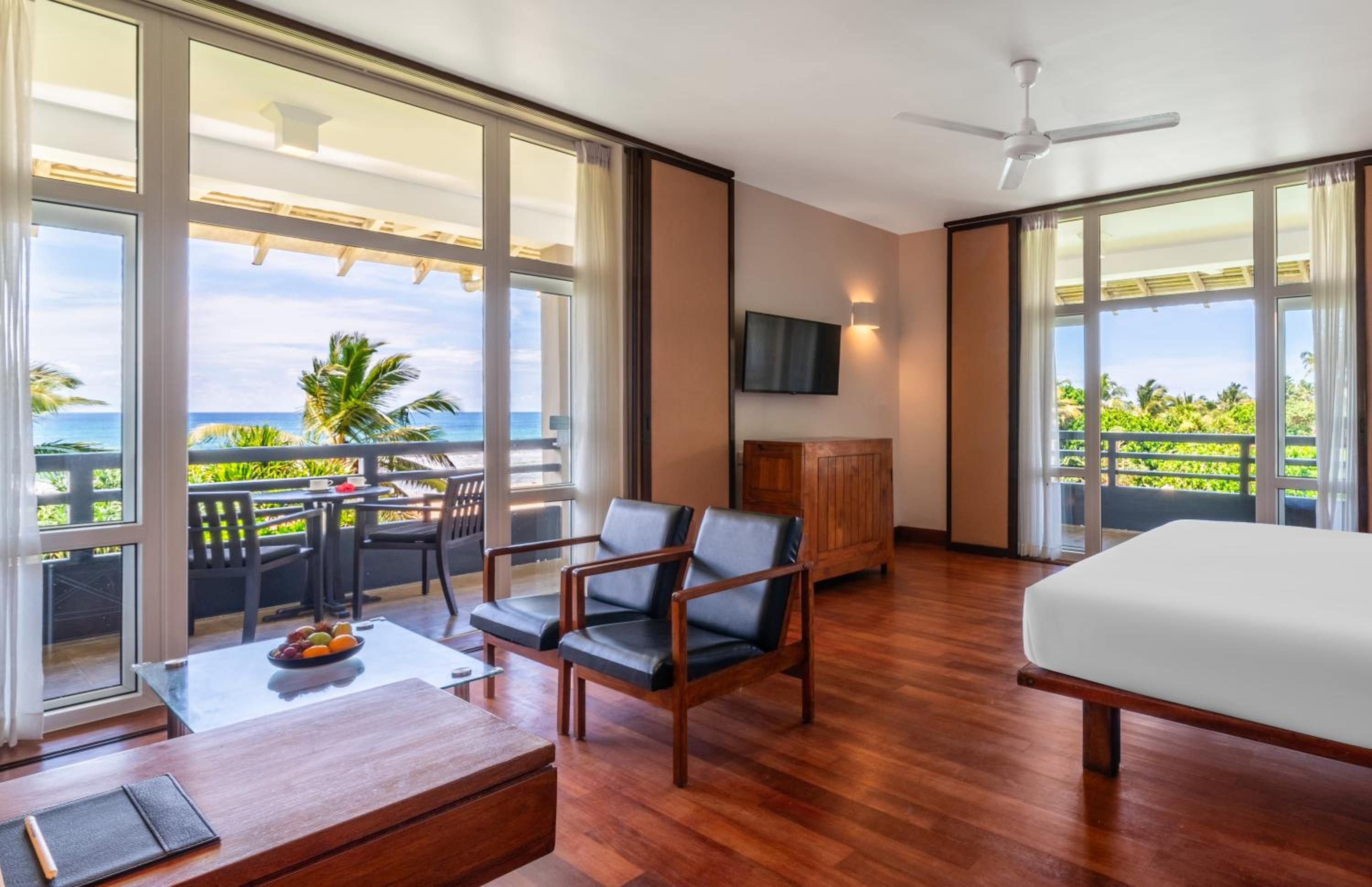 Luxury King Room - Personal Butler service | Guaranteed Early Check-in (Mon–Thu stays) | Free Laundry (2 items per stay) | Valid for stays until 31 October 2026