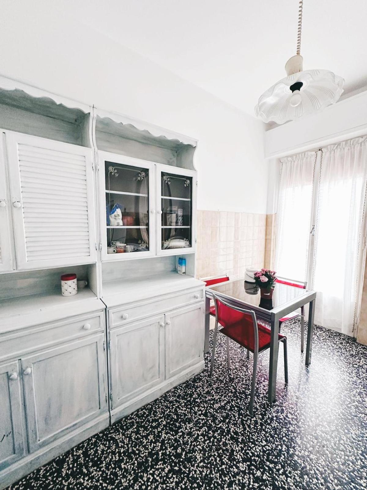 Two-Bedroom Apartment - Photo 3