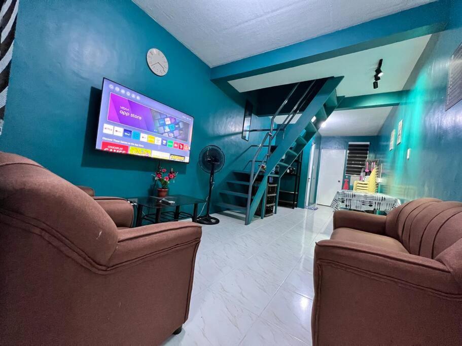 Two-Bedroom Apartment photo 2