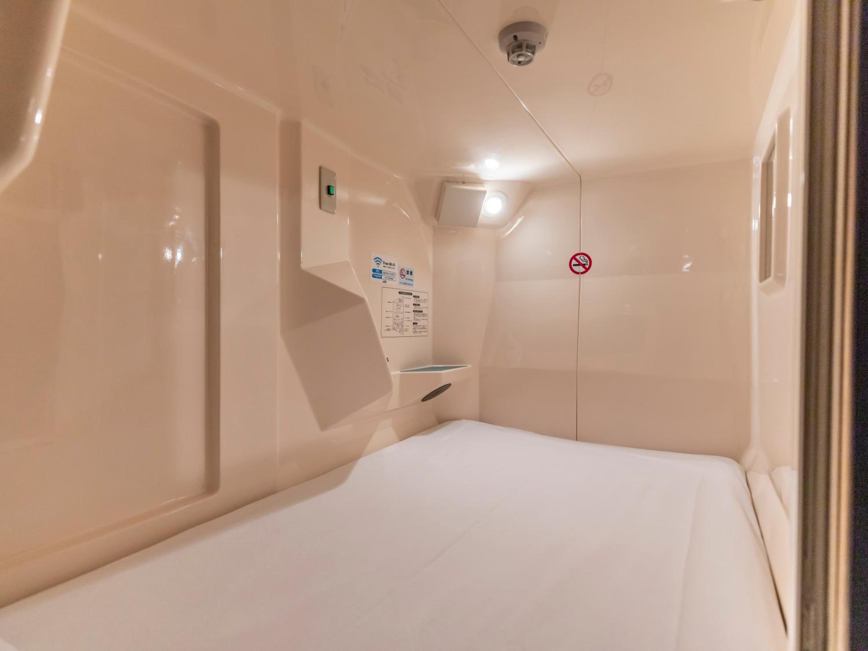 Bunk Bed in Male Dormitory Room  photo 3