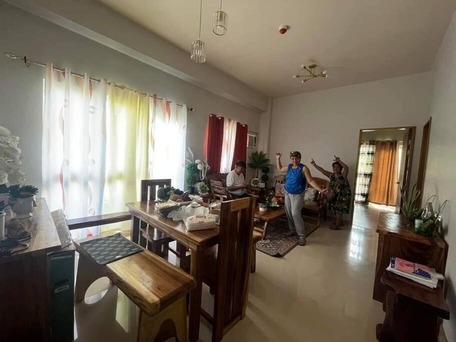 One-Bedroom Apartment - Photo 7