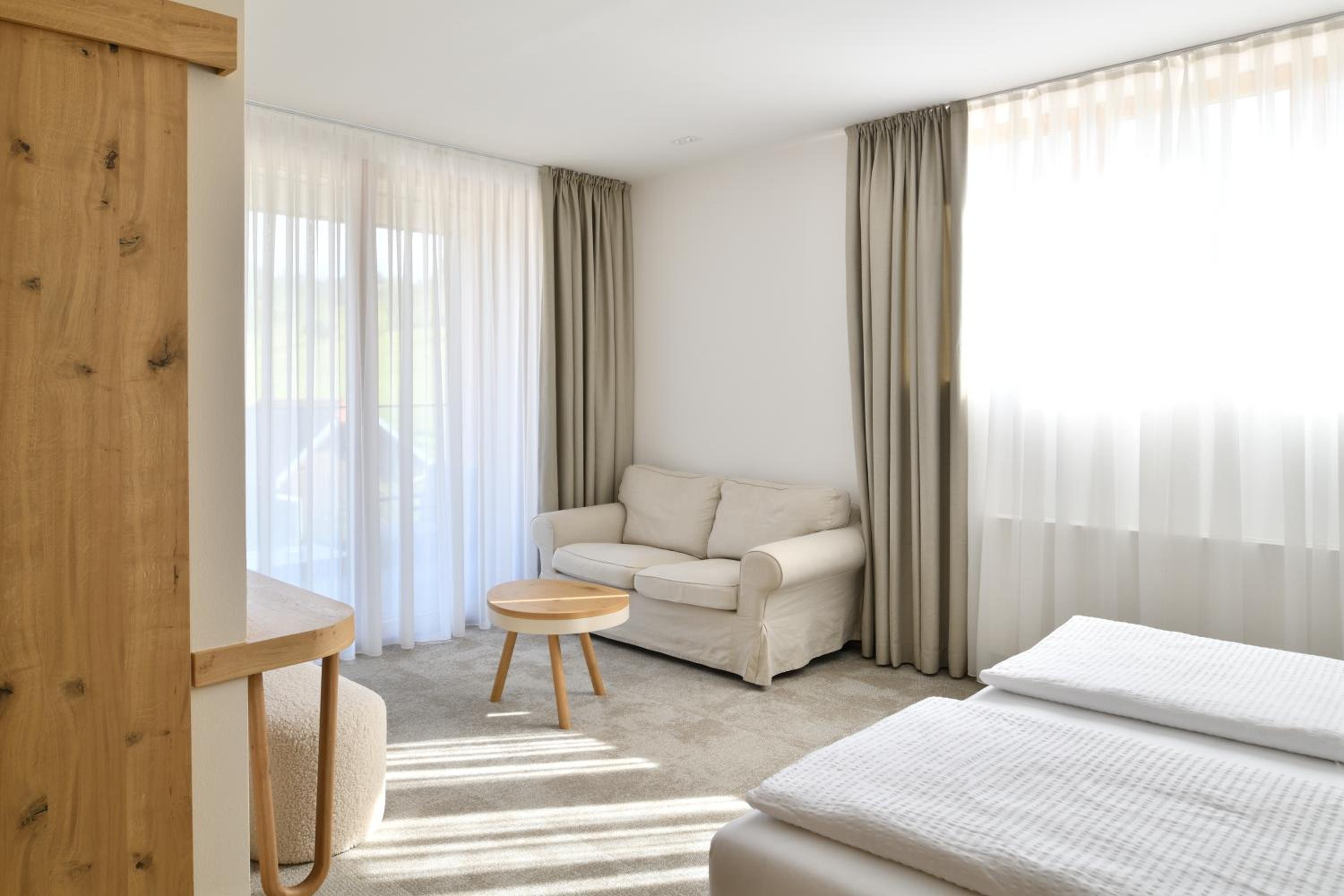 Double Room with Balcony photo 3
