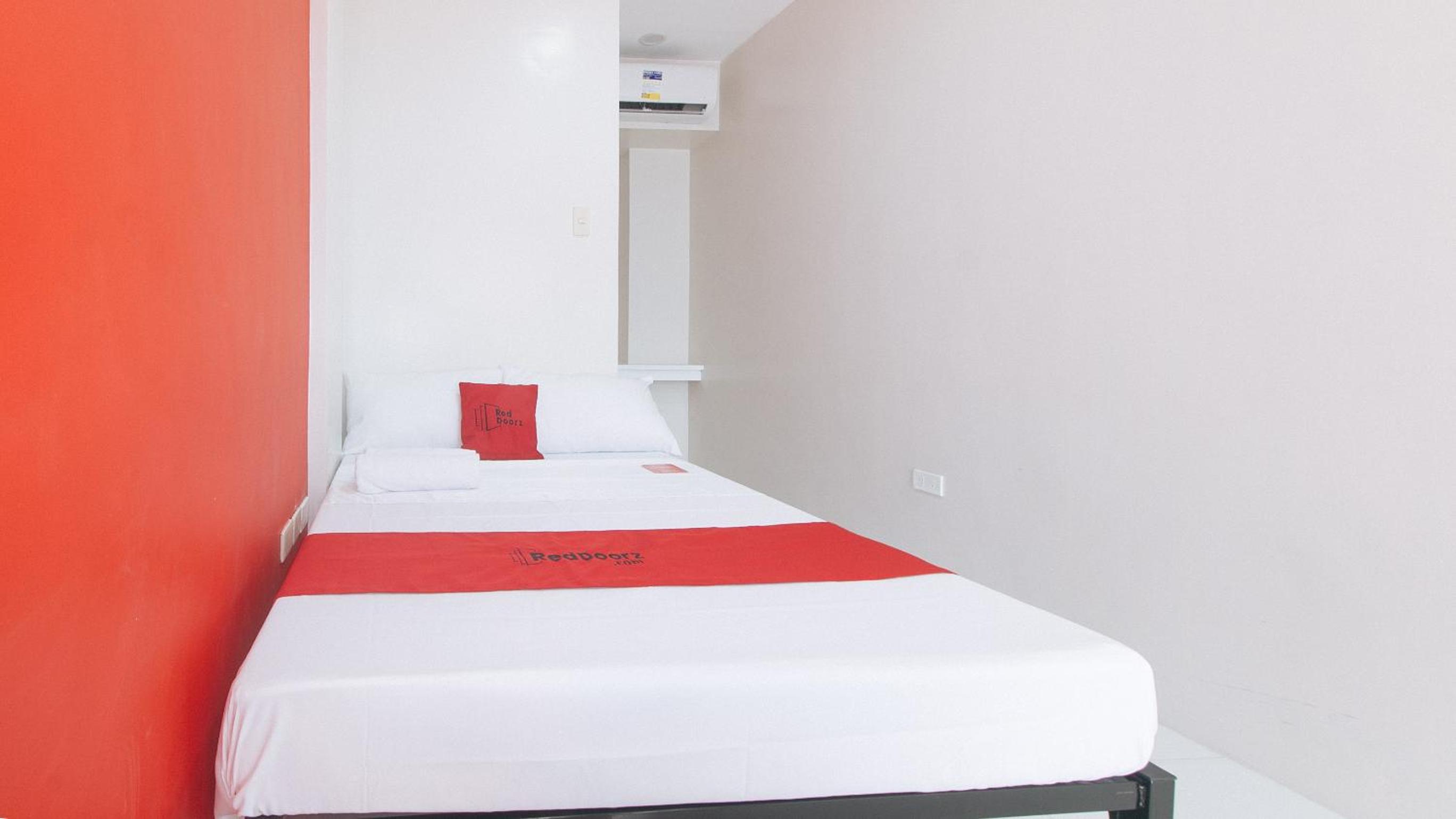 Standard Double Room - Photo 7