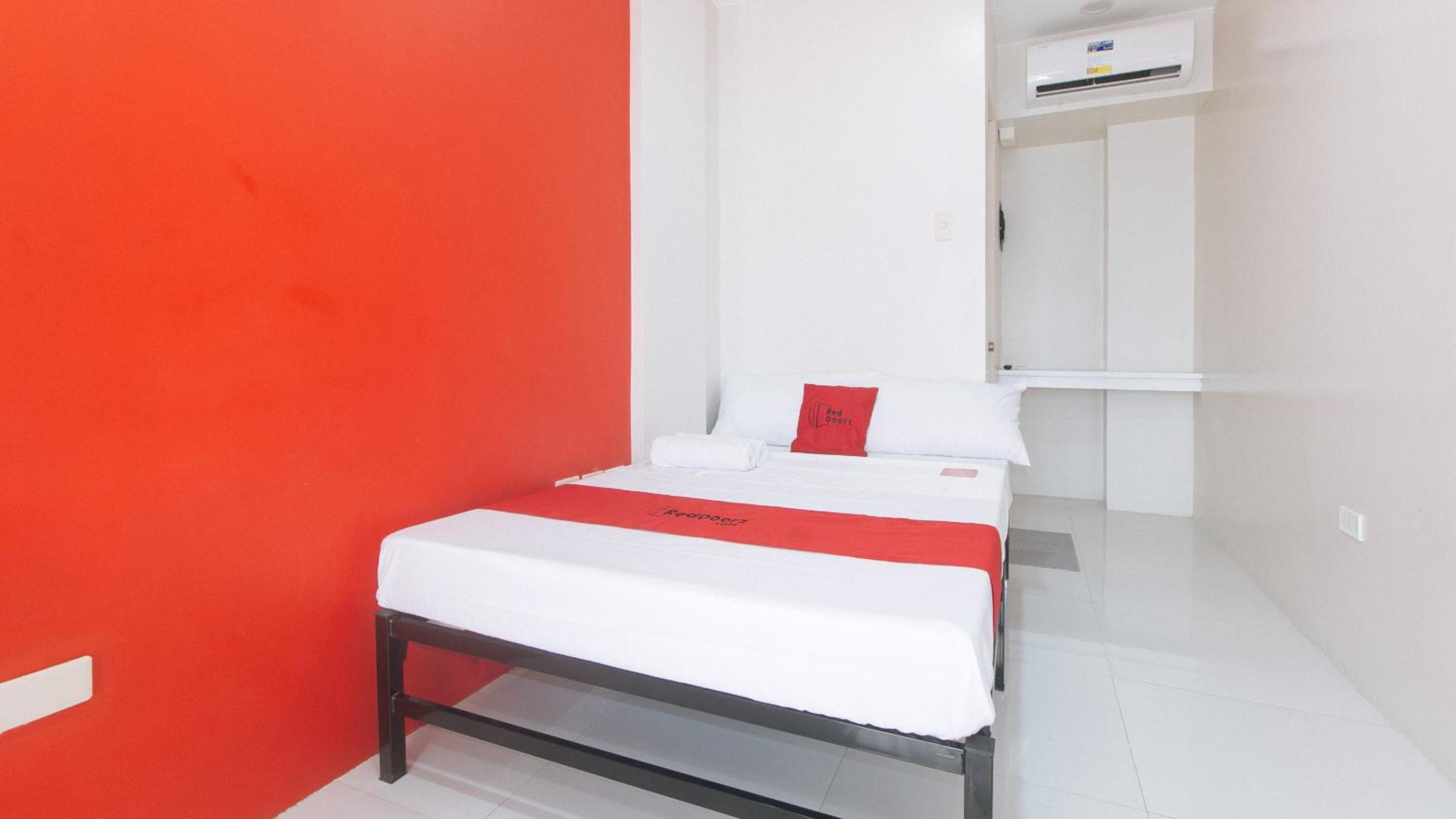 Standard Double Room - Photo 6