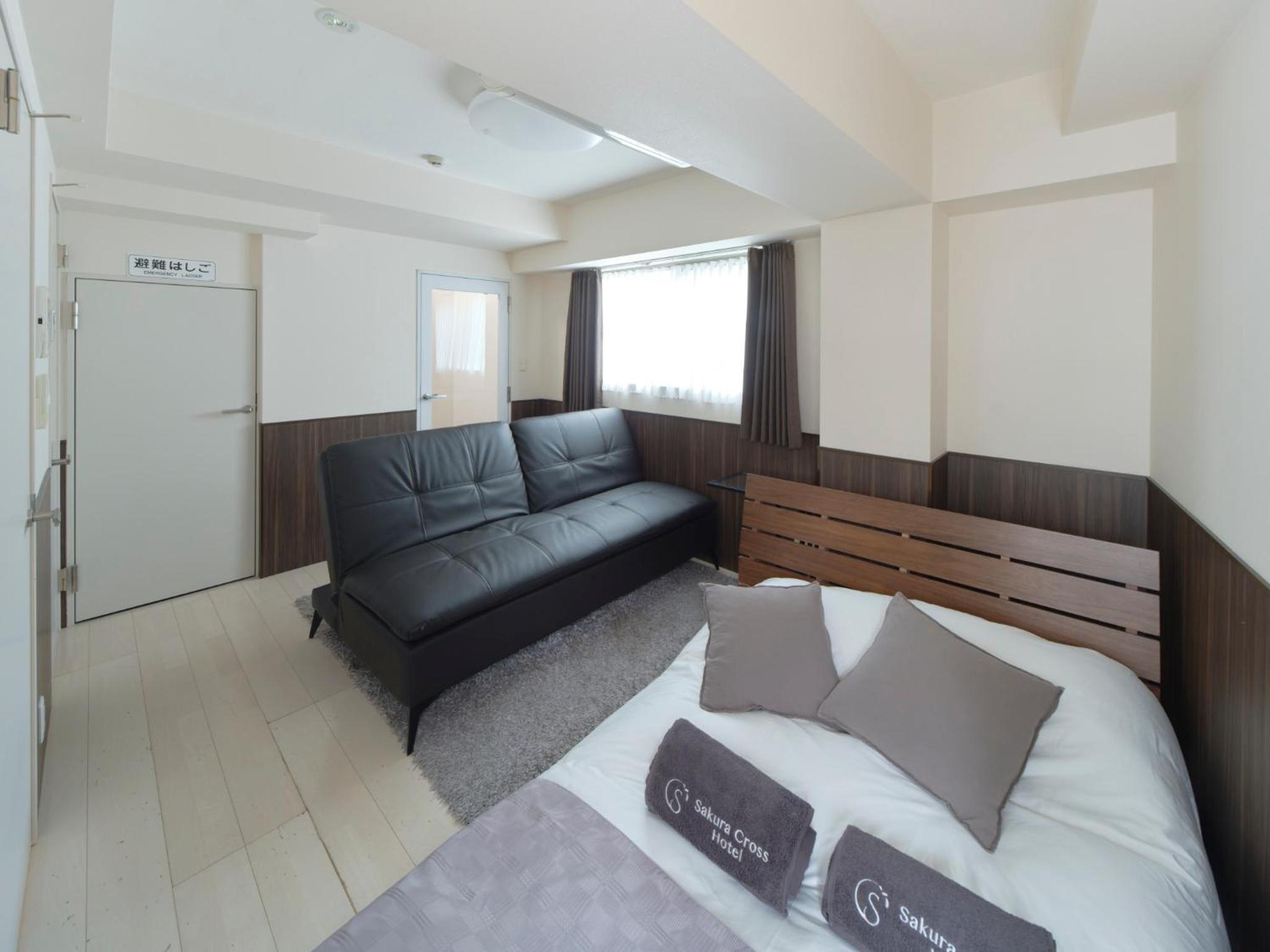 Two Bedroom (6 adults) photo 3