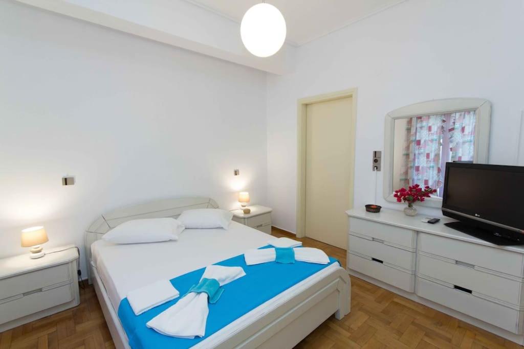 Two-Bedroom Apartment with Balcony