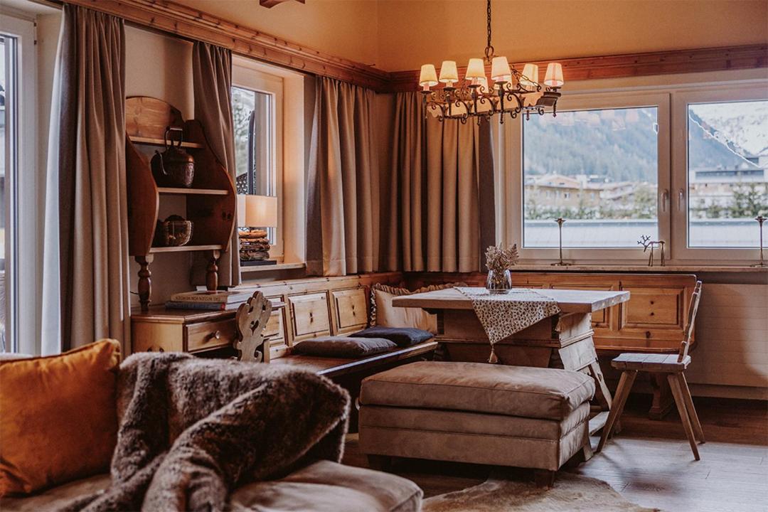 Two-Bedroom Apartment with Balcony and Sauna