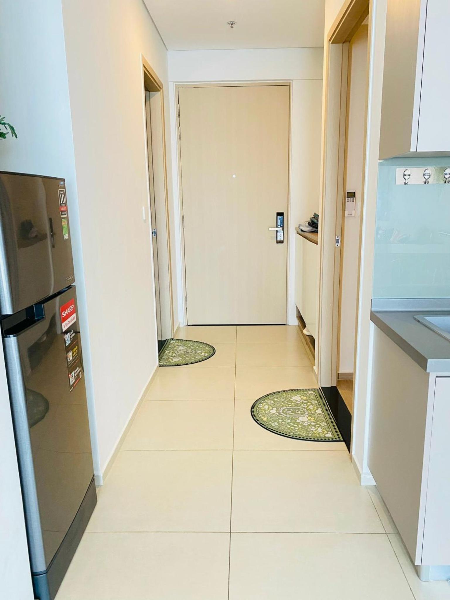 Three-Bedroom Apartment - Photo 15