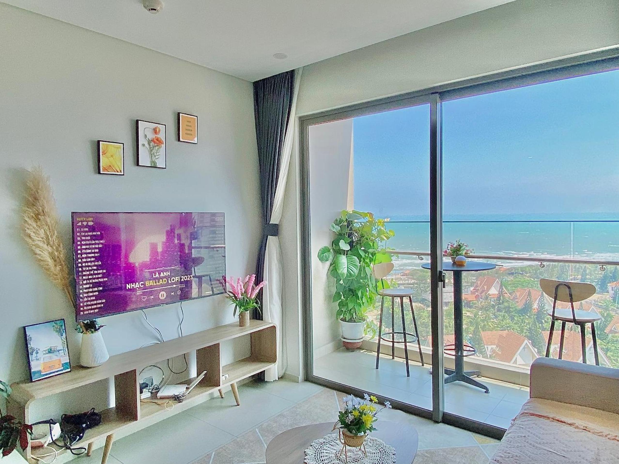 Three-Bedroom Apartment - Photo 38