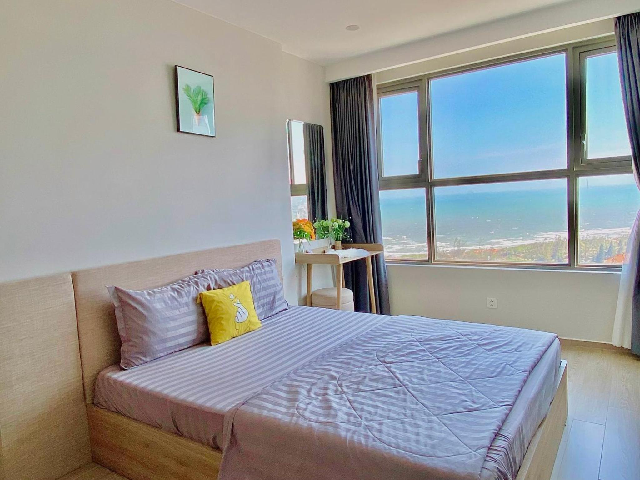 Three-Bedroom Apartment - Photo 17