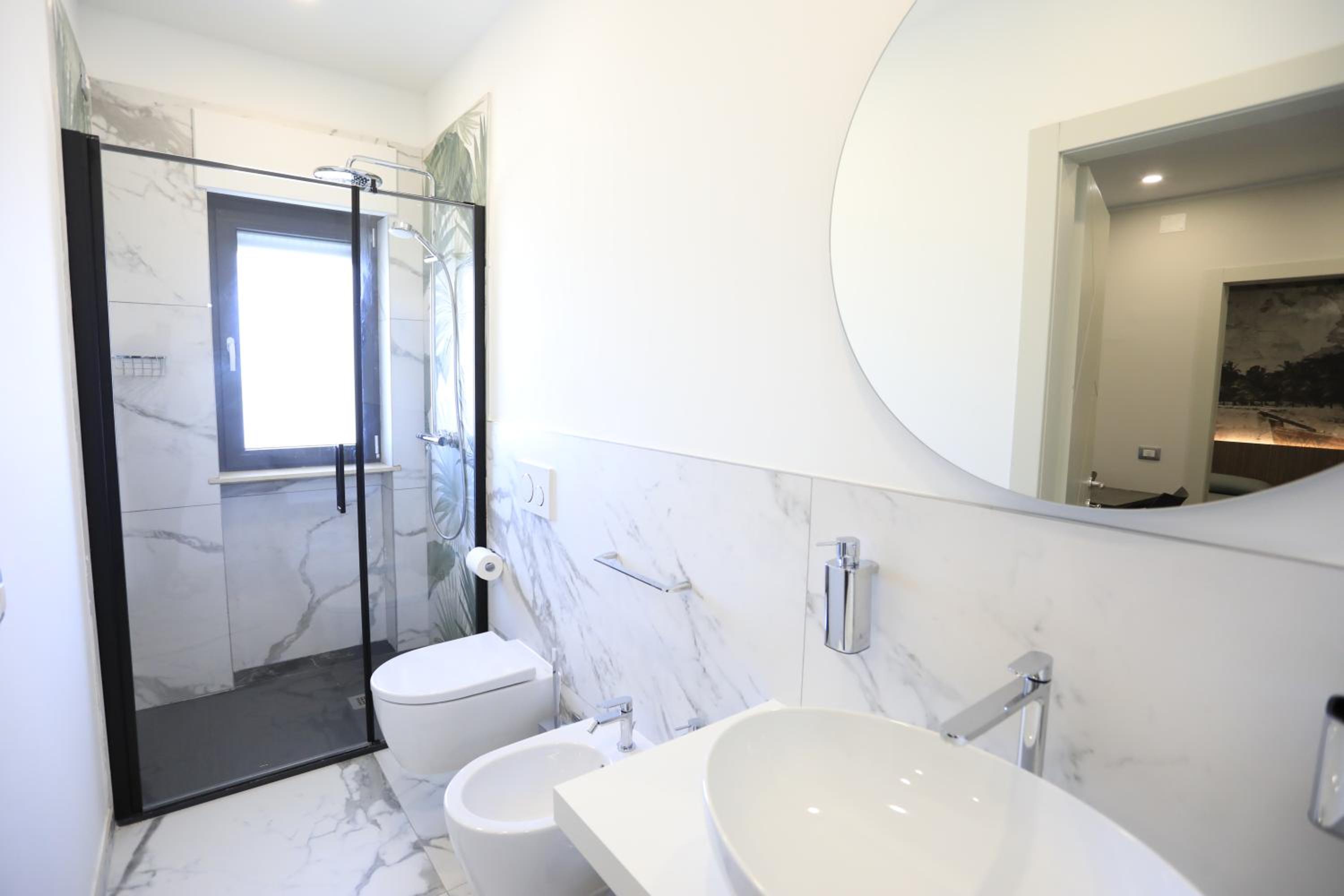 Studio Apartment - Photo 9