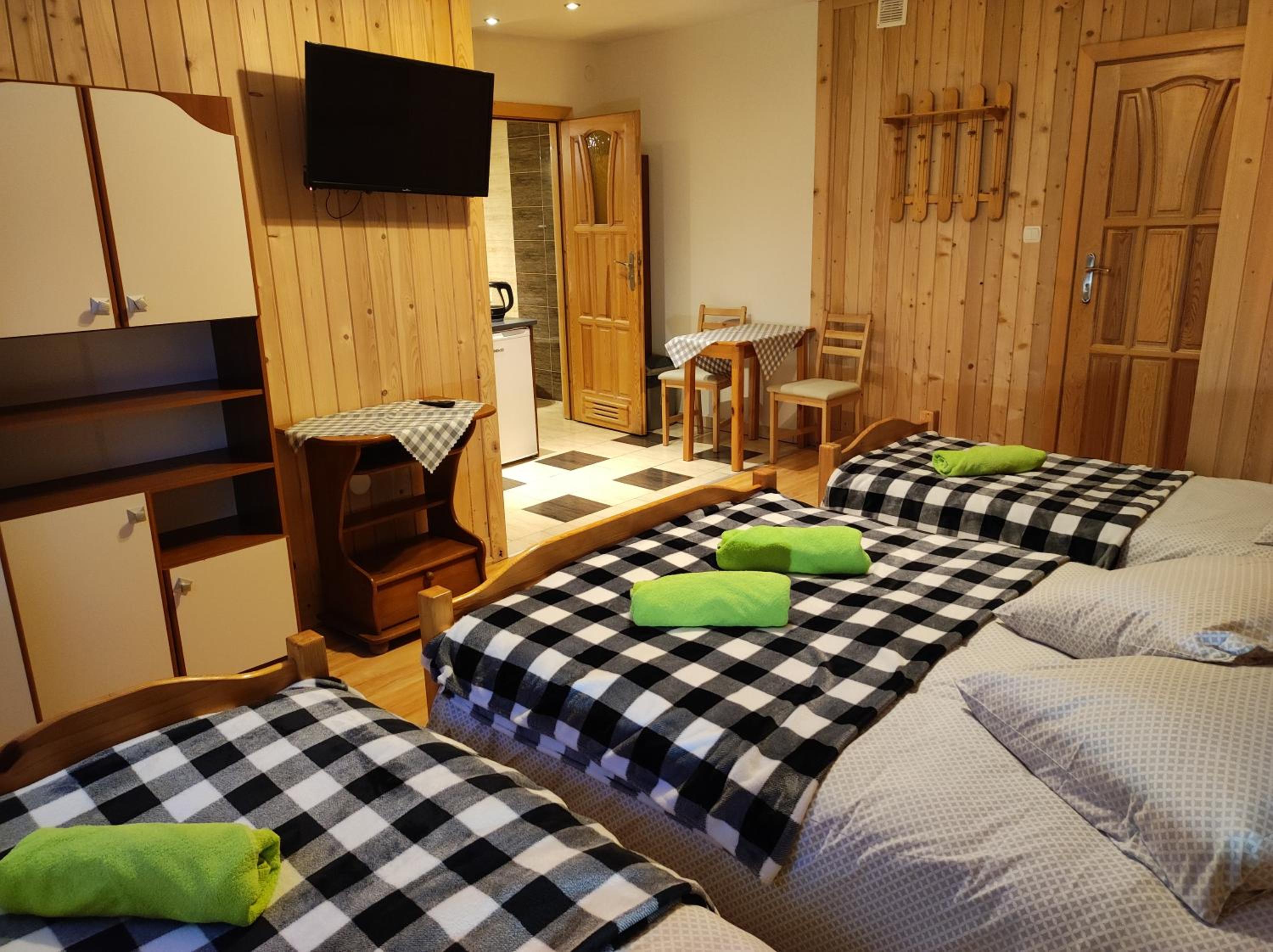 Deluxe Family Room photo 1
