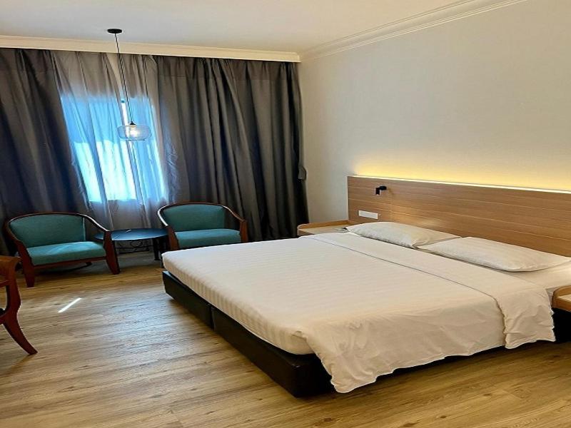New Renovated Room - Superior King photo 1