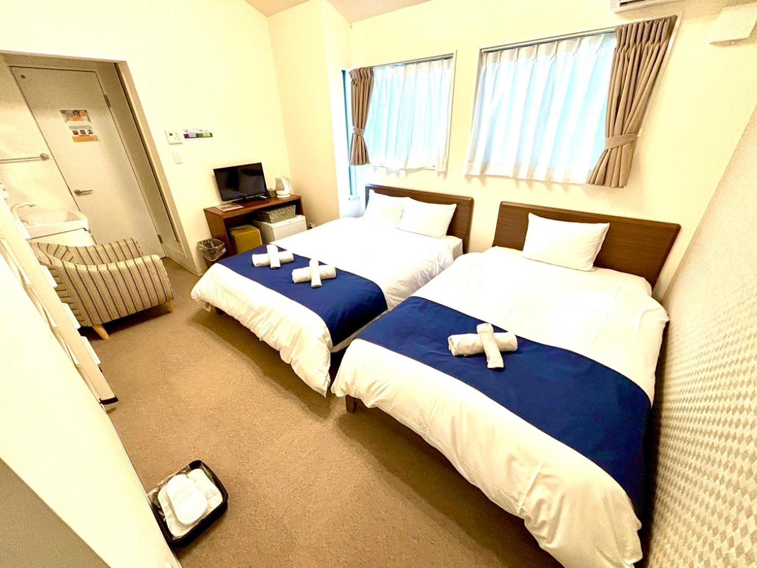 Economy Twin Room photo 1