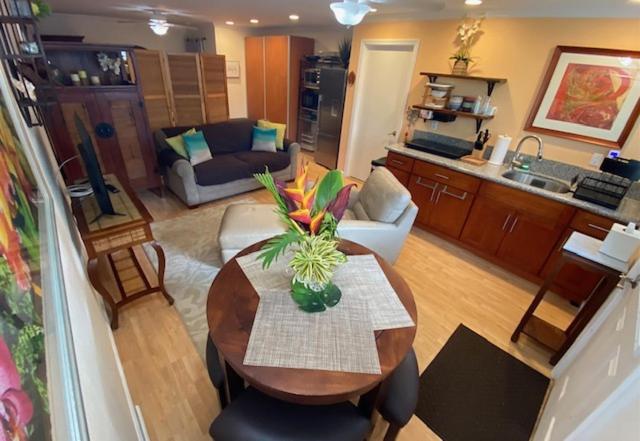One-Bedroom House photo 2