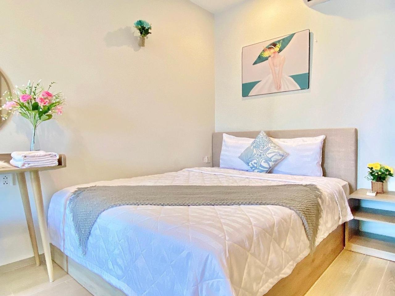 One-Bedroom Apartment - Photo 37