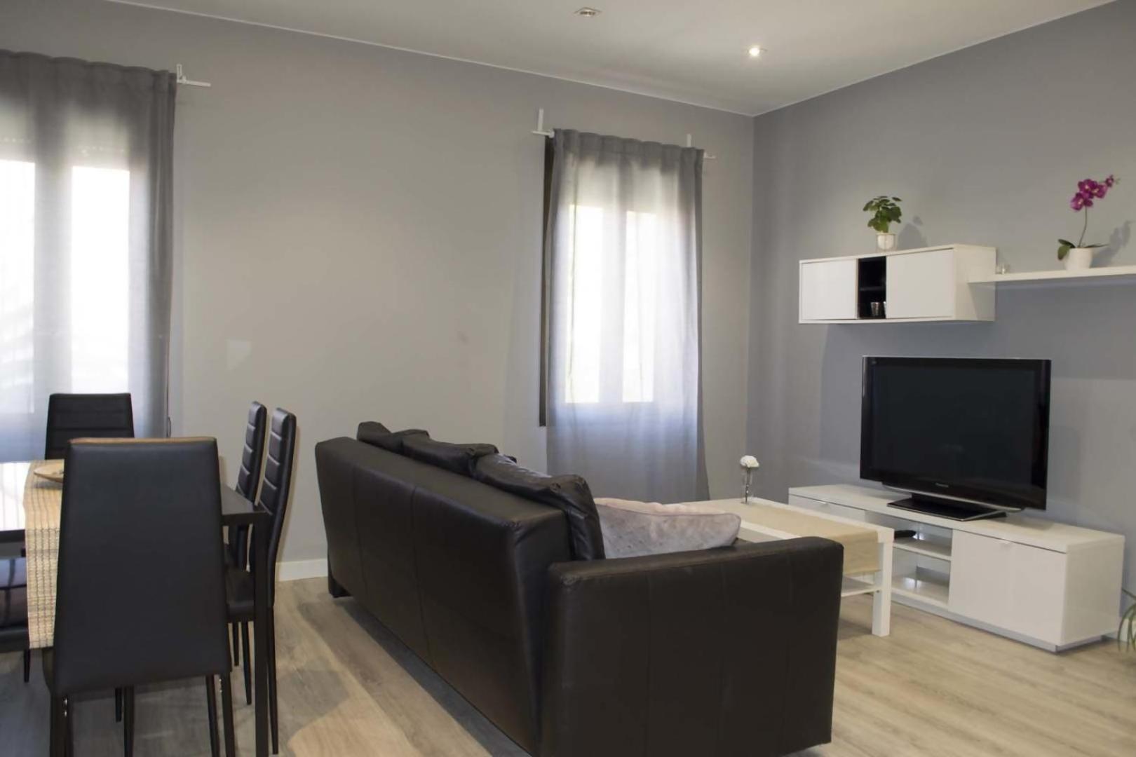 Two-Bedroom Apartment - Photo 16