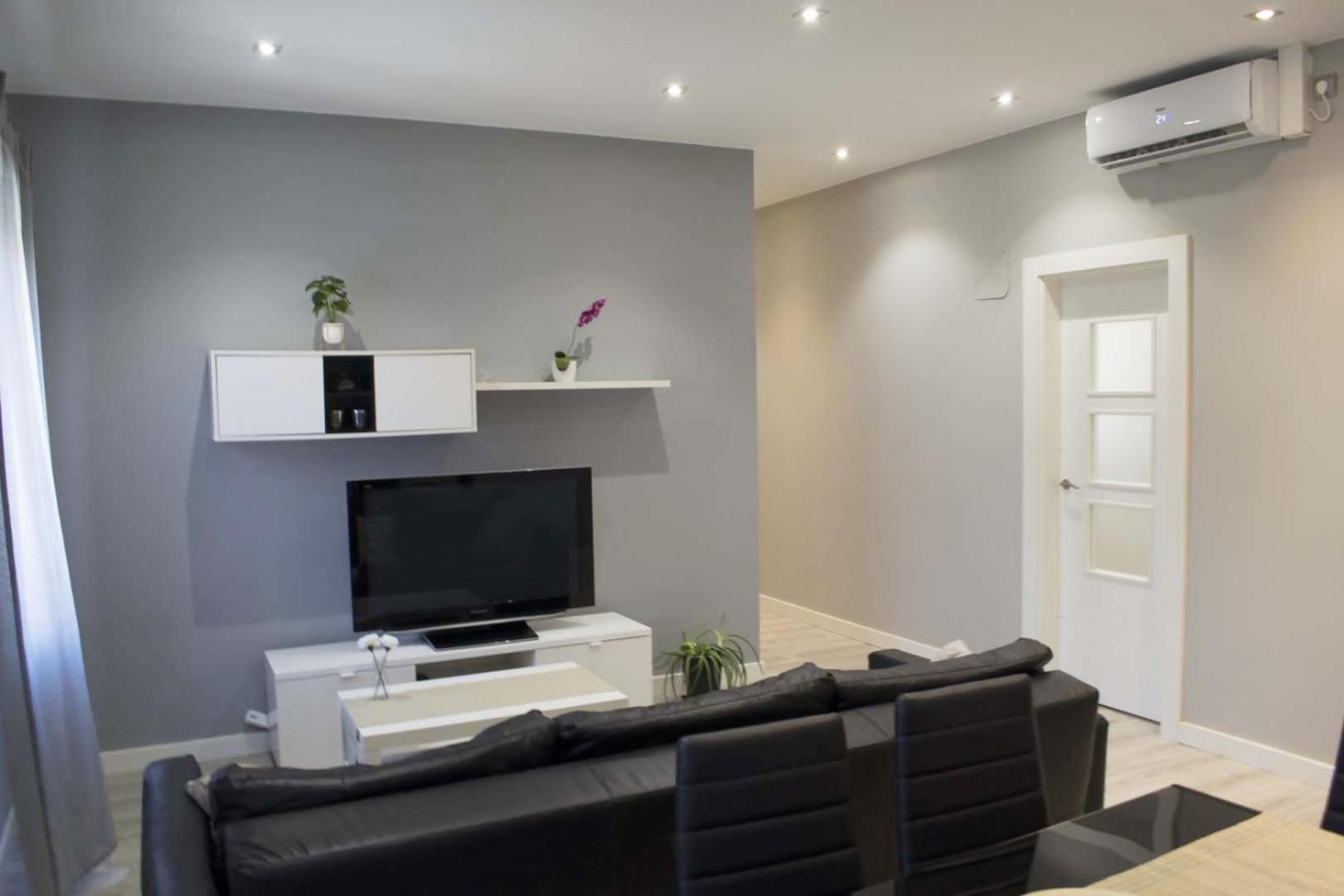 Two-Bedroom Apartment - Photo 7