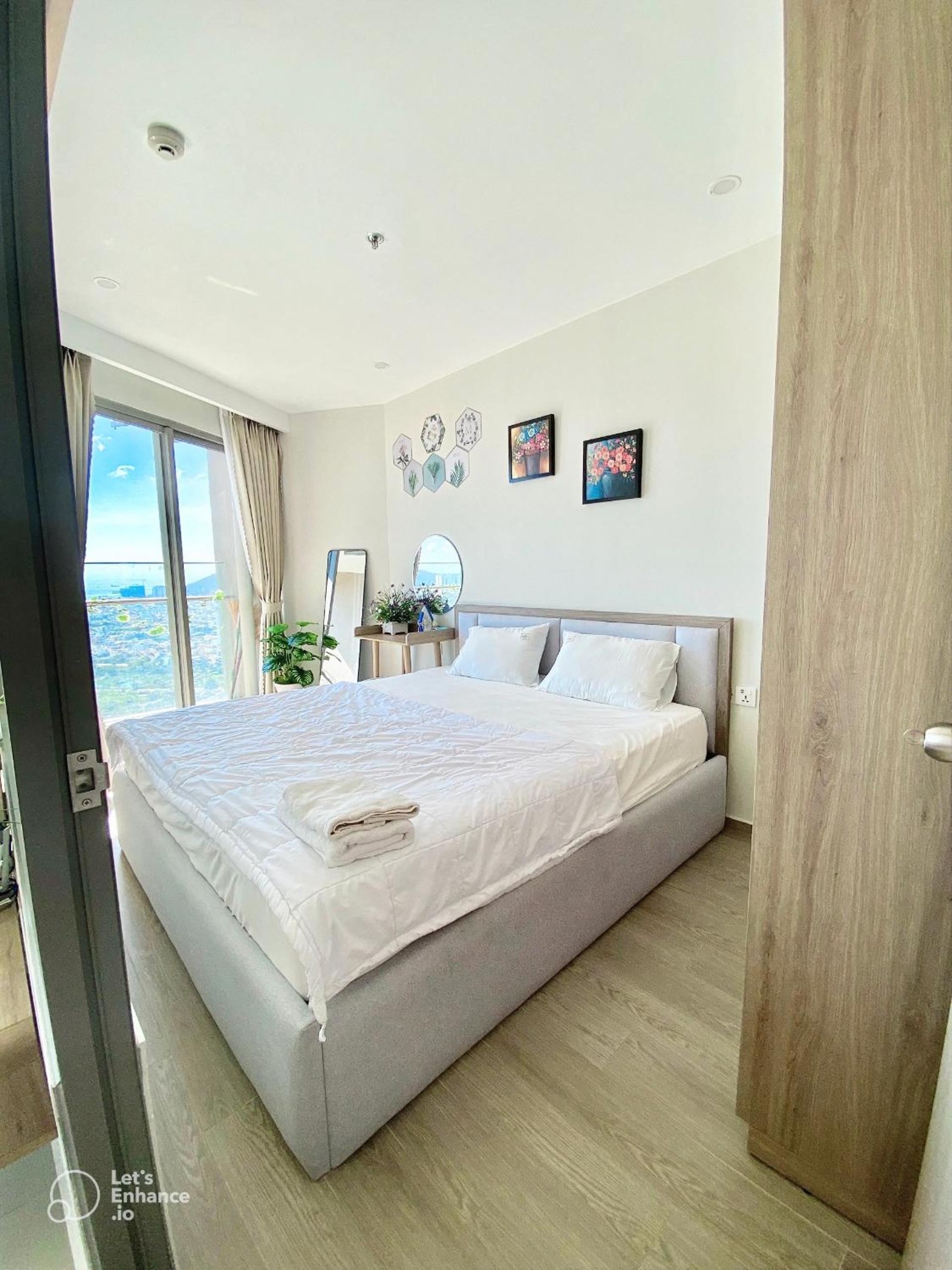 Two-Bedroom Apartment - Photo 40