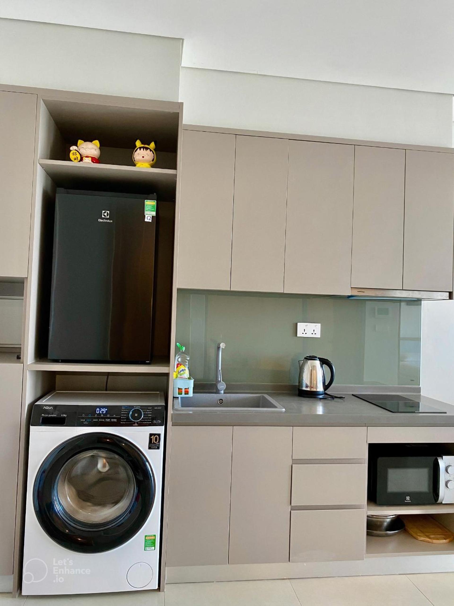 Two-Bedroom Apartment - Photo 34