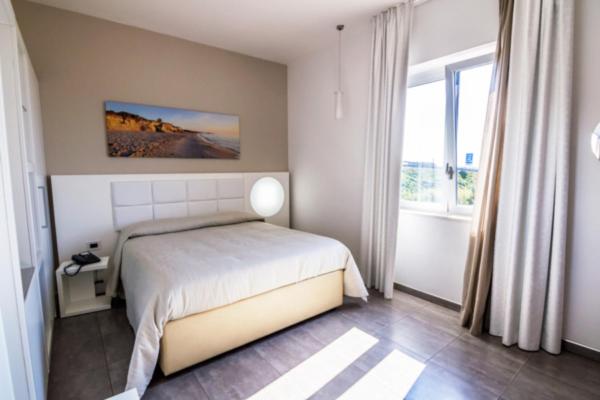 Double Room - Photo 7