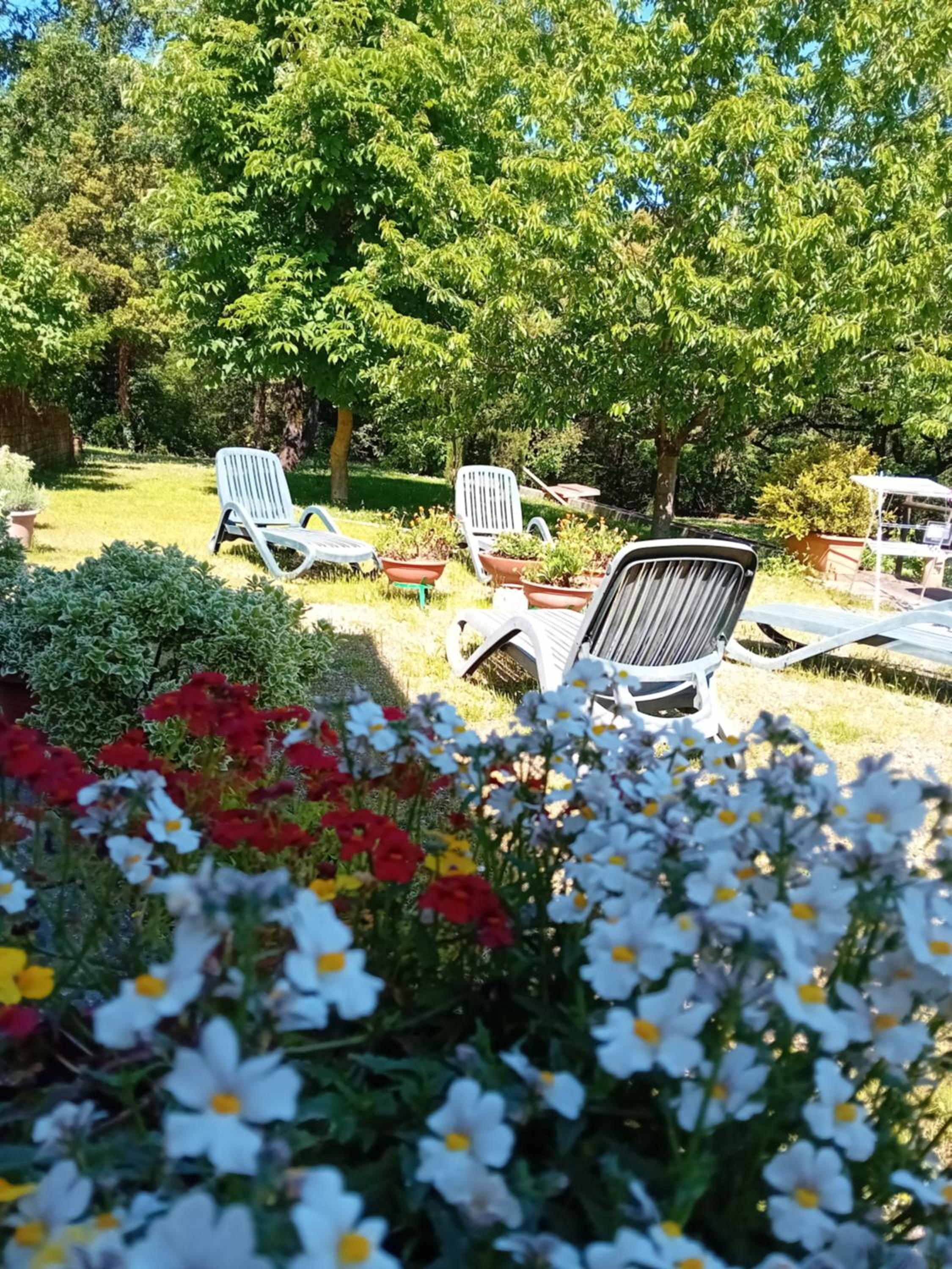 Double Room with Balcony - Photo 15