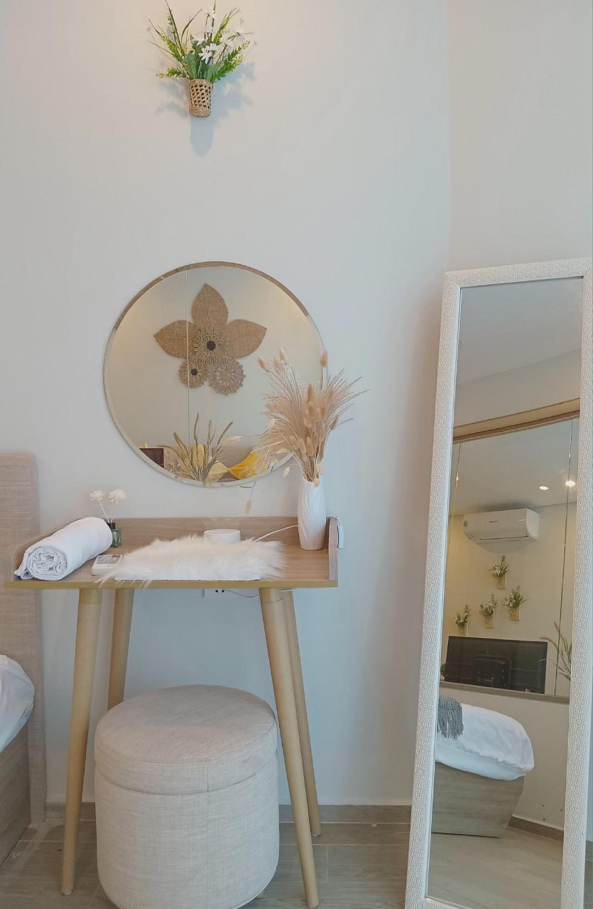 Two-Bedroom Apartment - Photo 21