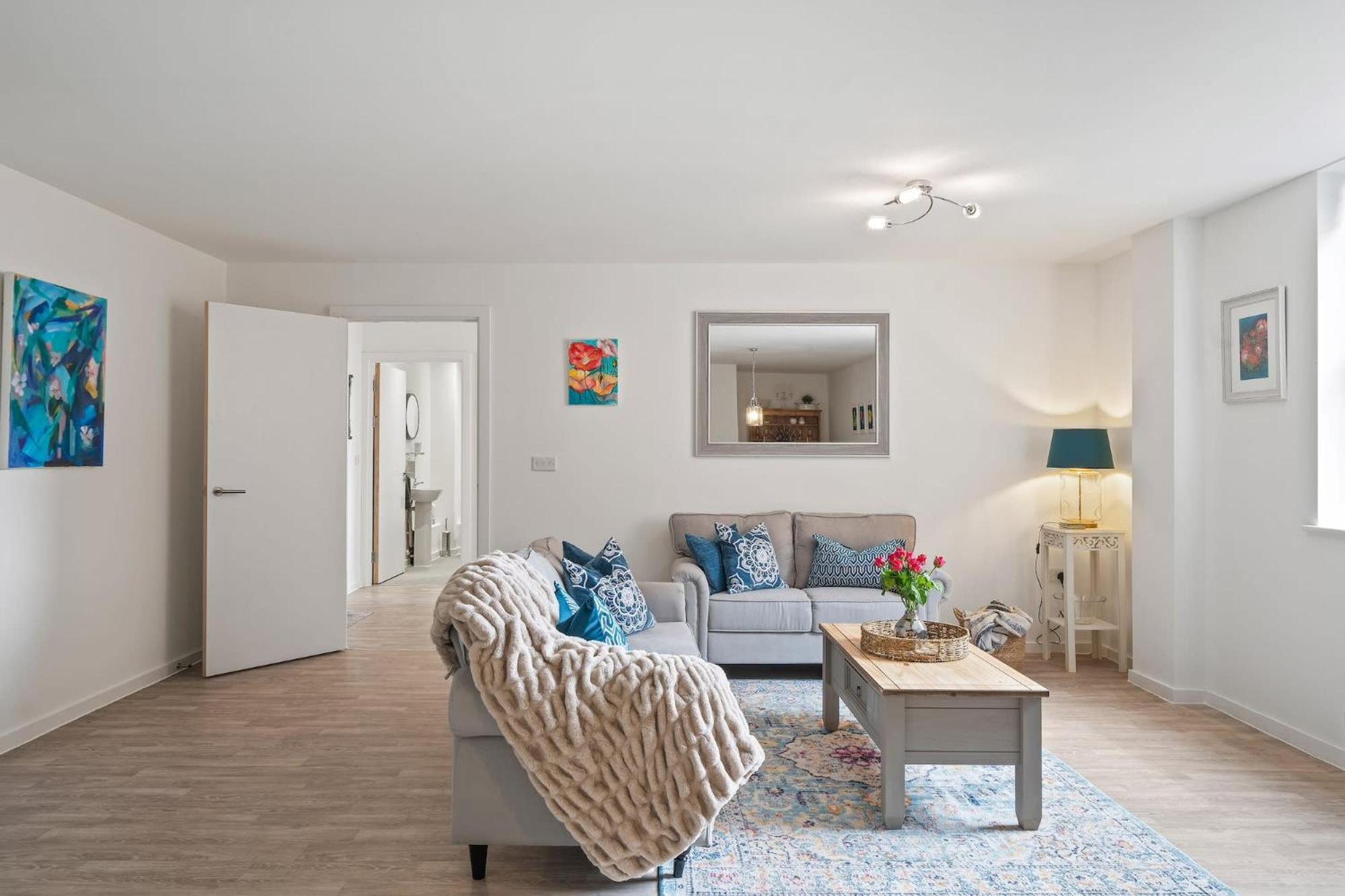 Apartment photo 1