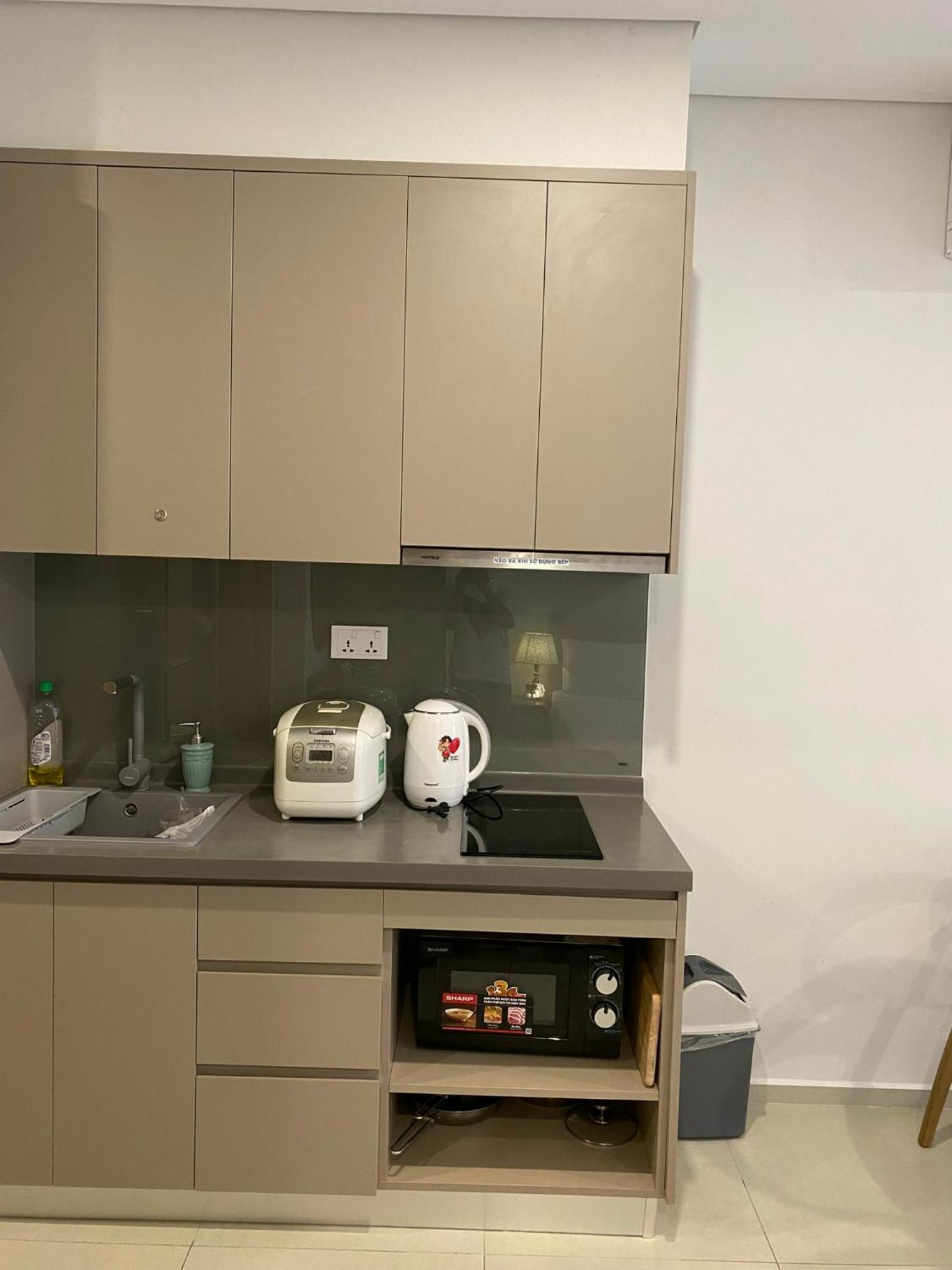 Studio Apartment - Photo 14