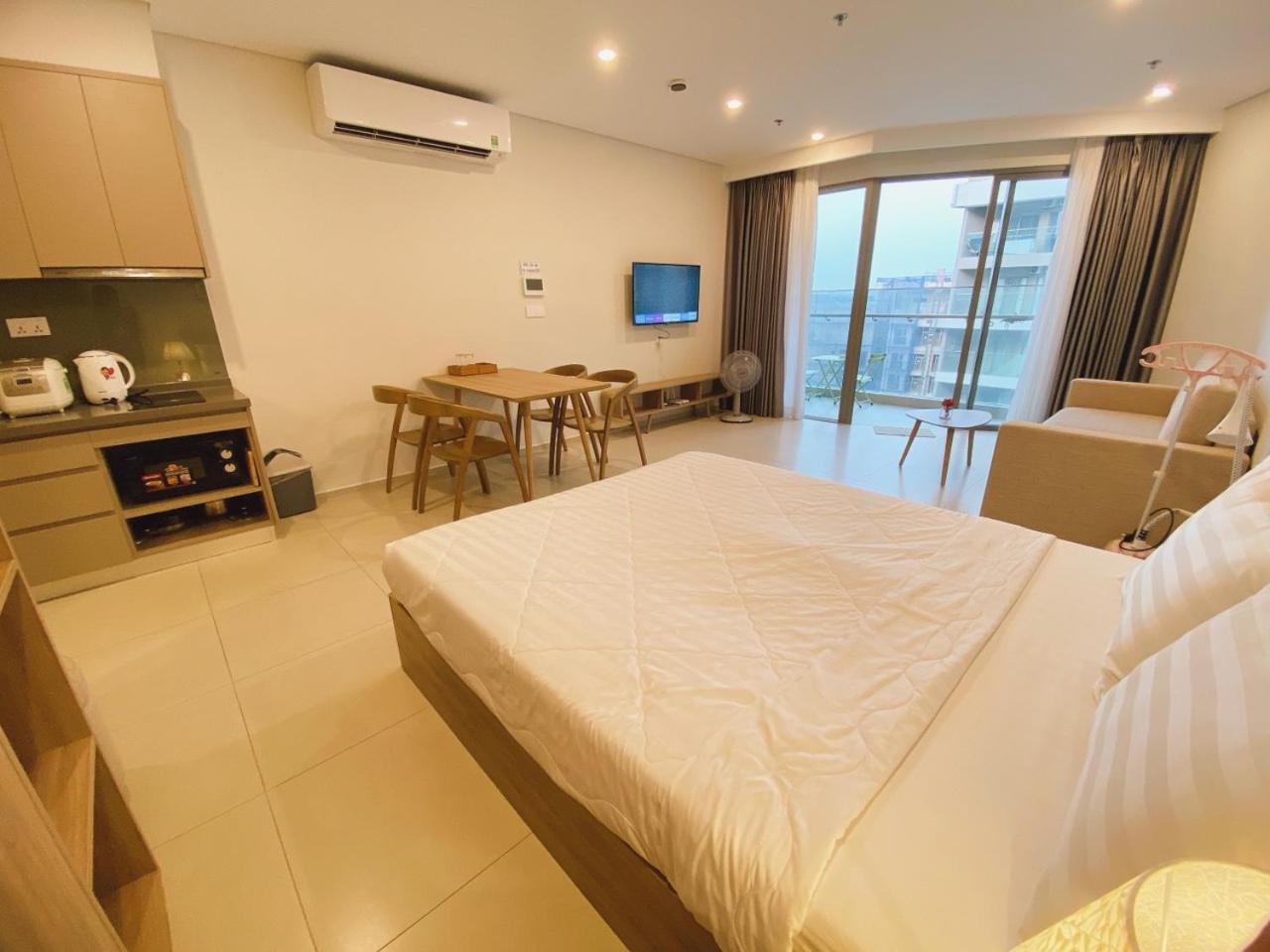 Studio Apartment - Photo 3