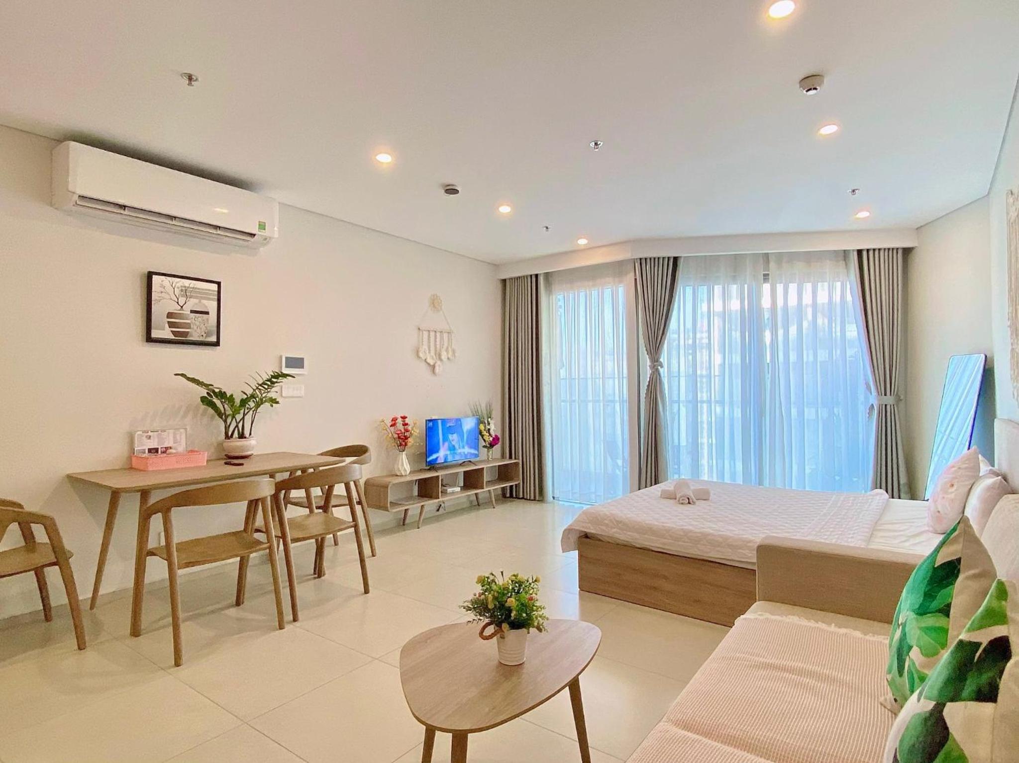 Studio Apartment - Photo 20